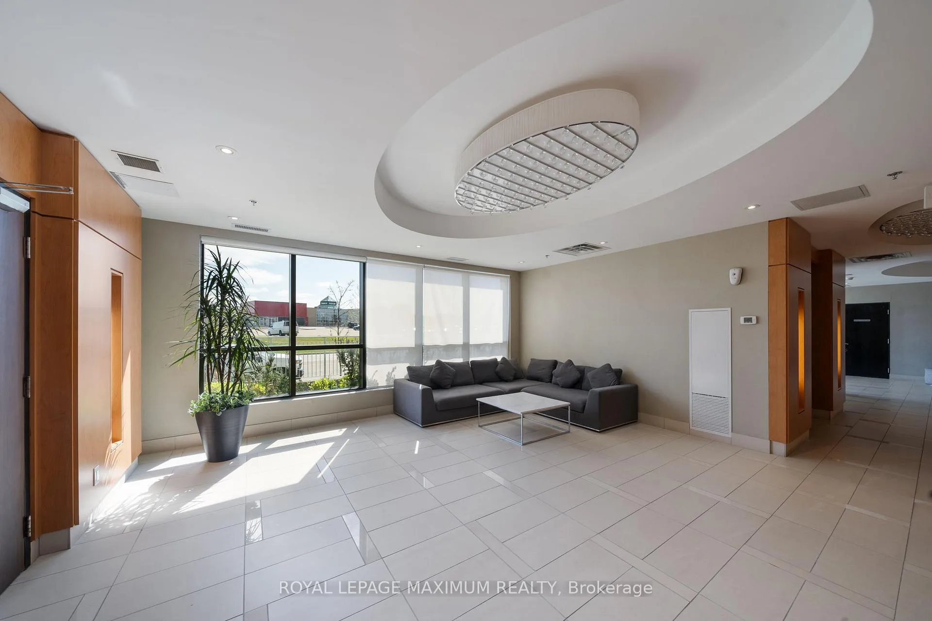 Photo 9 of Unit 1503, 840 Queens Plate Drive, Etobicoke, West Humber-Clairville — HOMEH