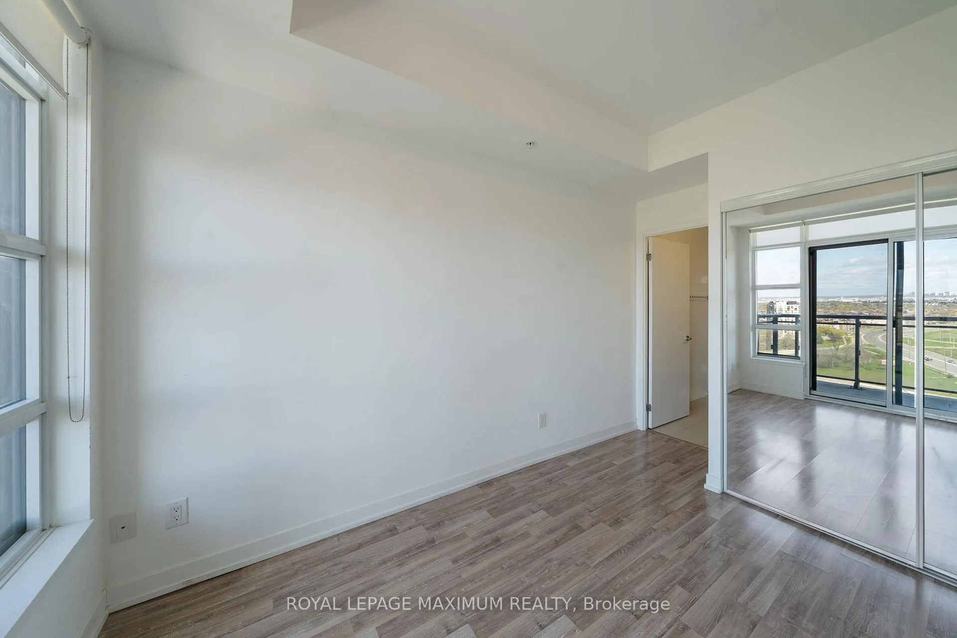 Photo 21 of Unit 1503, 840 Queens Plate Drive, Etobicoke, West Humber-Clairville — HOMEH