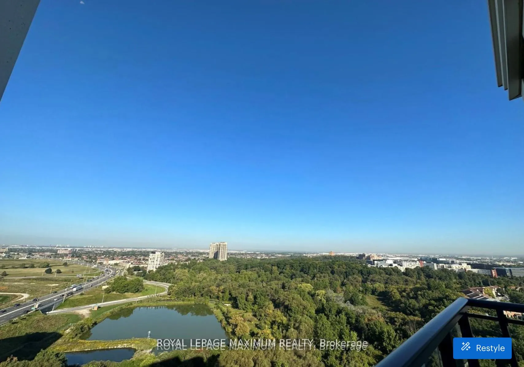 Photo 24 of Unit 1503, 840 Queens Plate Drive, Etobicoke, West Humber-Clairville — HOMEH
