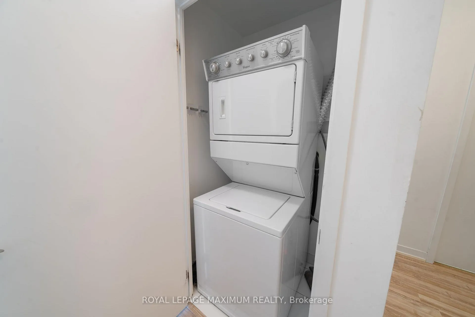 Photo 27 of Unit 1503, 840 Queens Plate Drive, Etobicoke, West Humber-Clairville — HOMEH