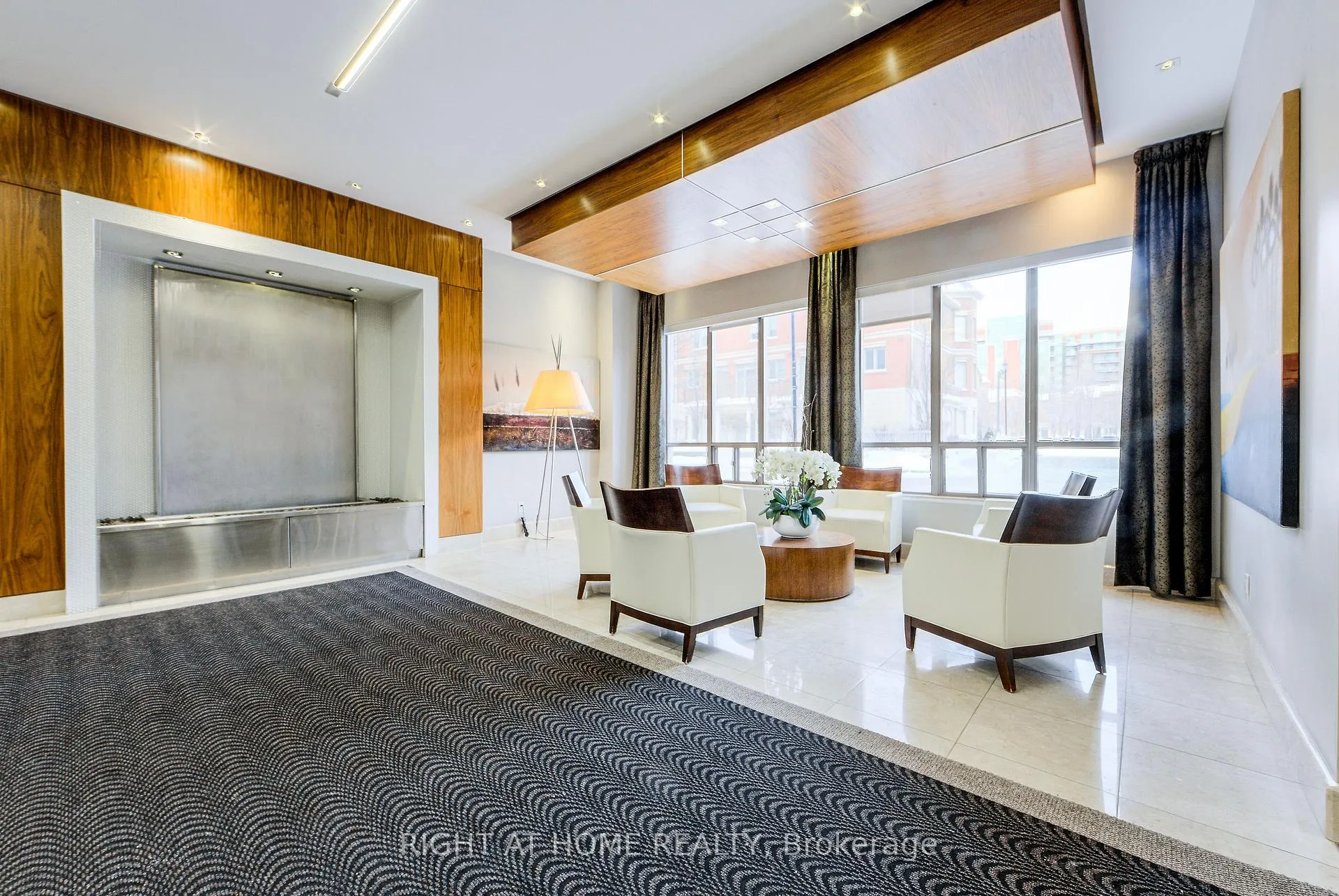 Photo 18 of Unit UPH2, 37 Galleria Parkway, Markham, Commerce Valley — HOMEH