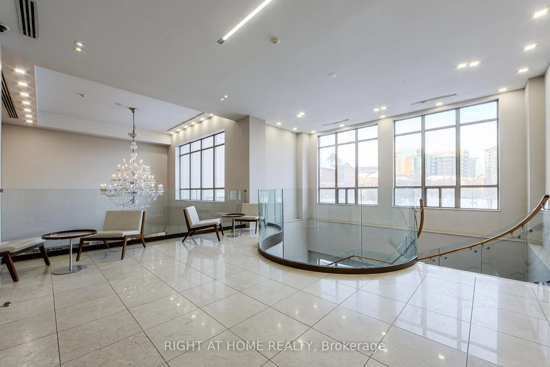 Photo 20 of Unit UPH2, 37 Galleria Parkway, Markham, Commerce Valley — HOMEH