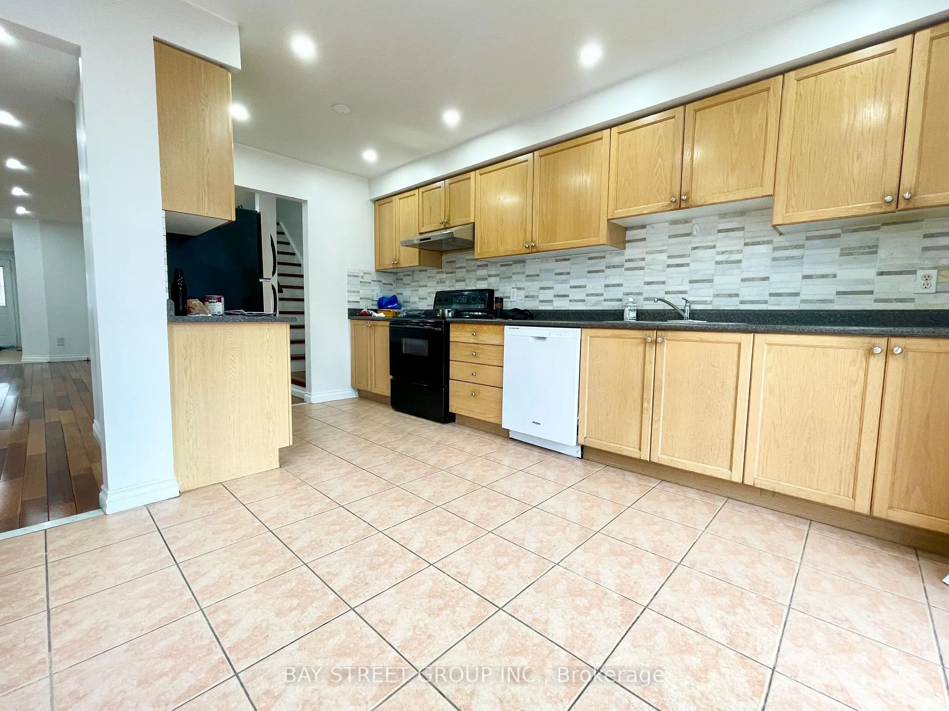Photo 11 of 1153 Davis Lane, Milton, Dempsey — HOMEH