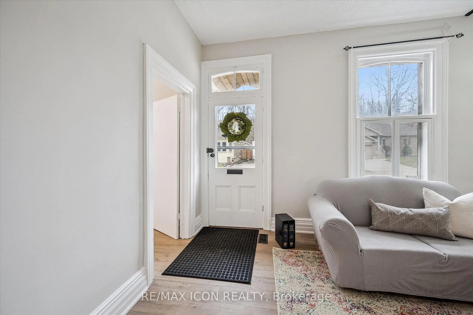 Photo 7 of 56 Walnut Street, Brant, Paris — HOMEH