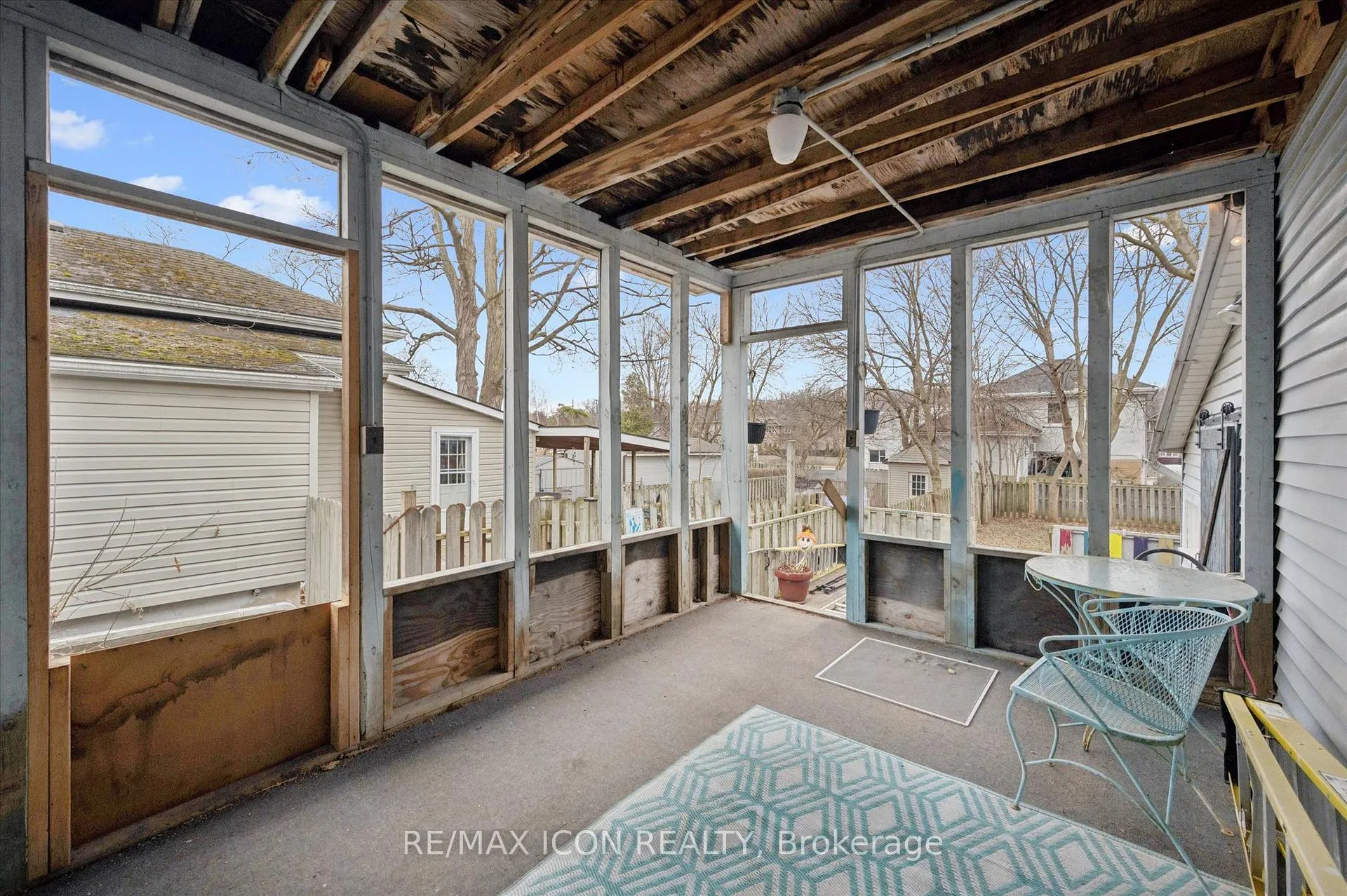 Photo 19 of 56 Walnut Street, Brant, Paris — HOMEH