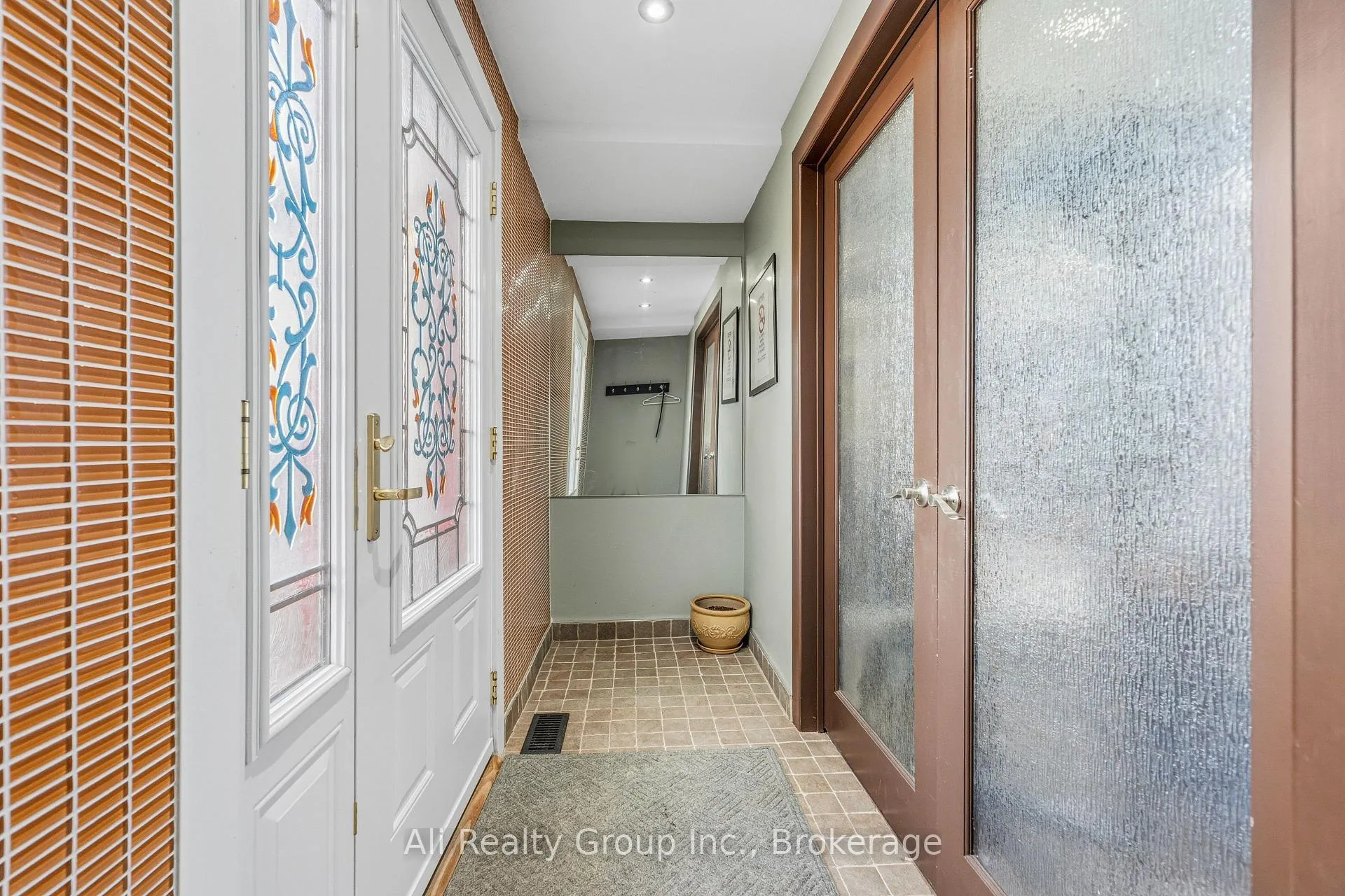 Photo 11 of 161 Herzberg Road, Ottawa, Bellwood - Industrial Park — HOMEH