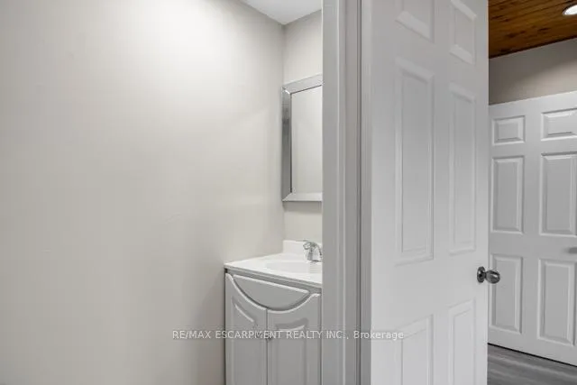 Photo 10 of 116 Irene Avenue, Hamilton, Stoney Creek — HOMEH