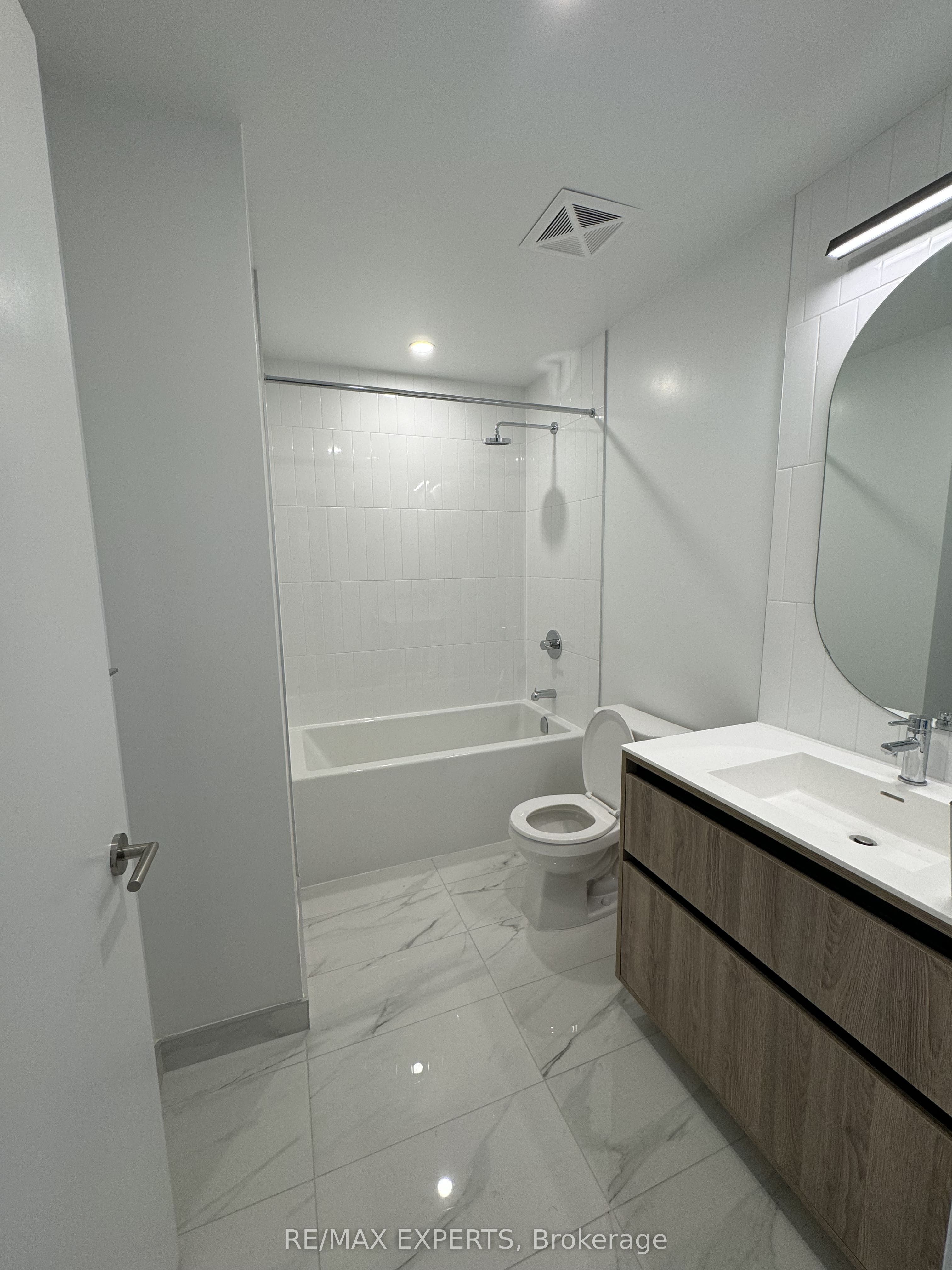 Photo 7 of Unit 1209, 7950 Bathurst Street, Vaughan, Beverley Glen — HOMEH