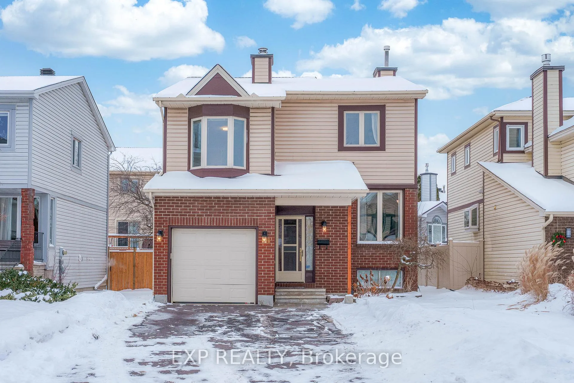 Photo 1 of 4 Huntersfield Drive, Ottawa, Hunt Club Park/Greenboro — HOMEH