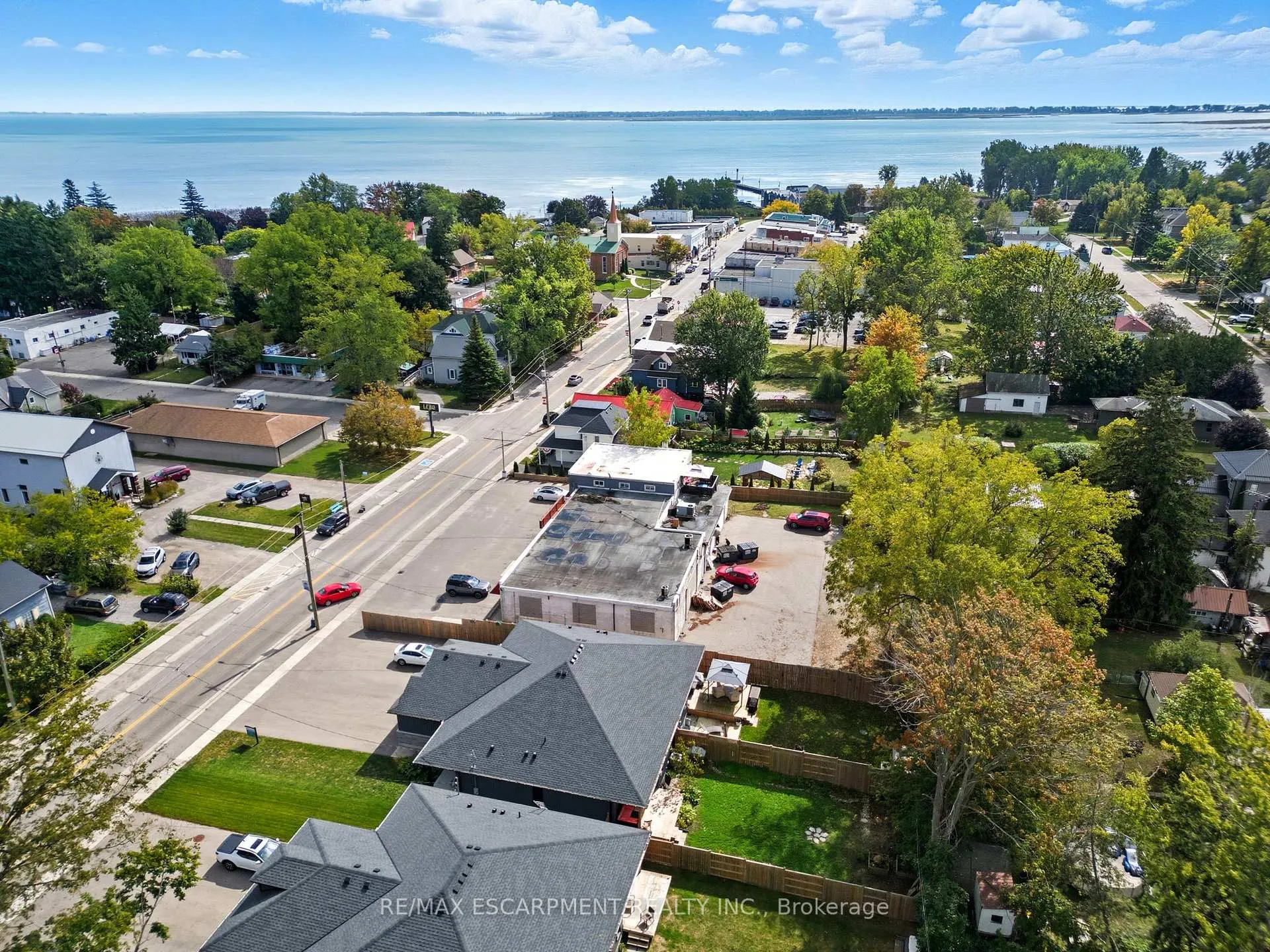 Photo 5 of 1053 Bay Street, Norfolk, Port Rowan — HOMEH