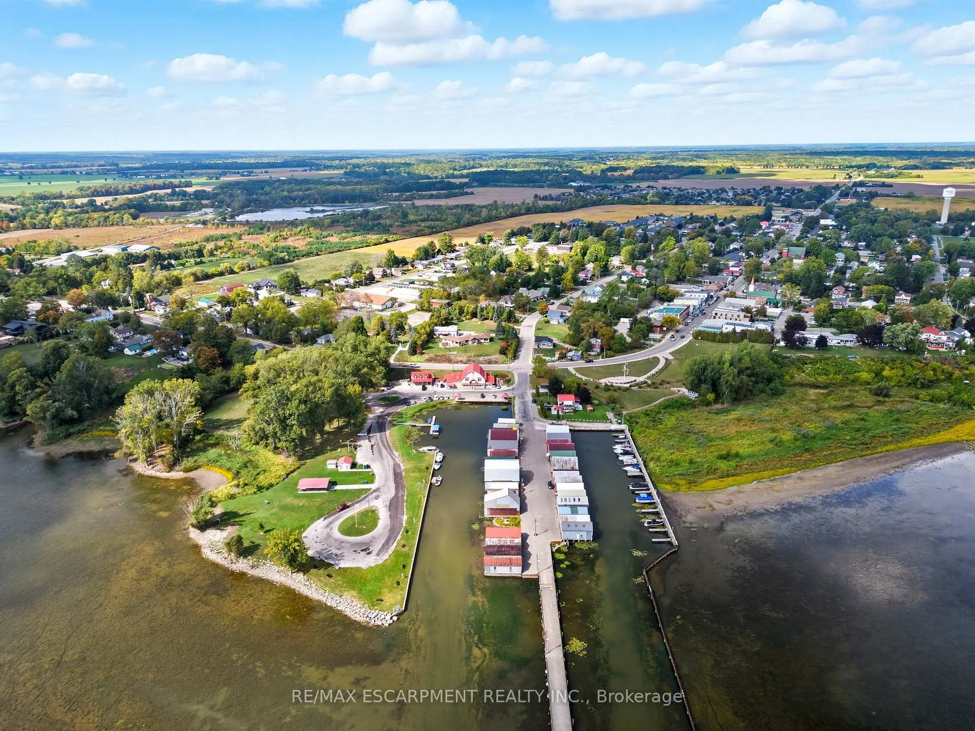 Photo 12 of 1053 Bay Street, Norfolk, Port Rowan — HOMEH