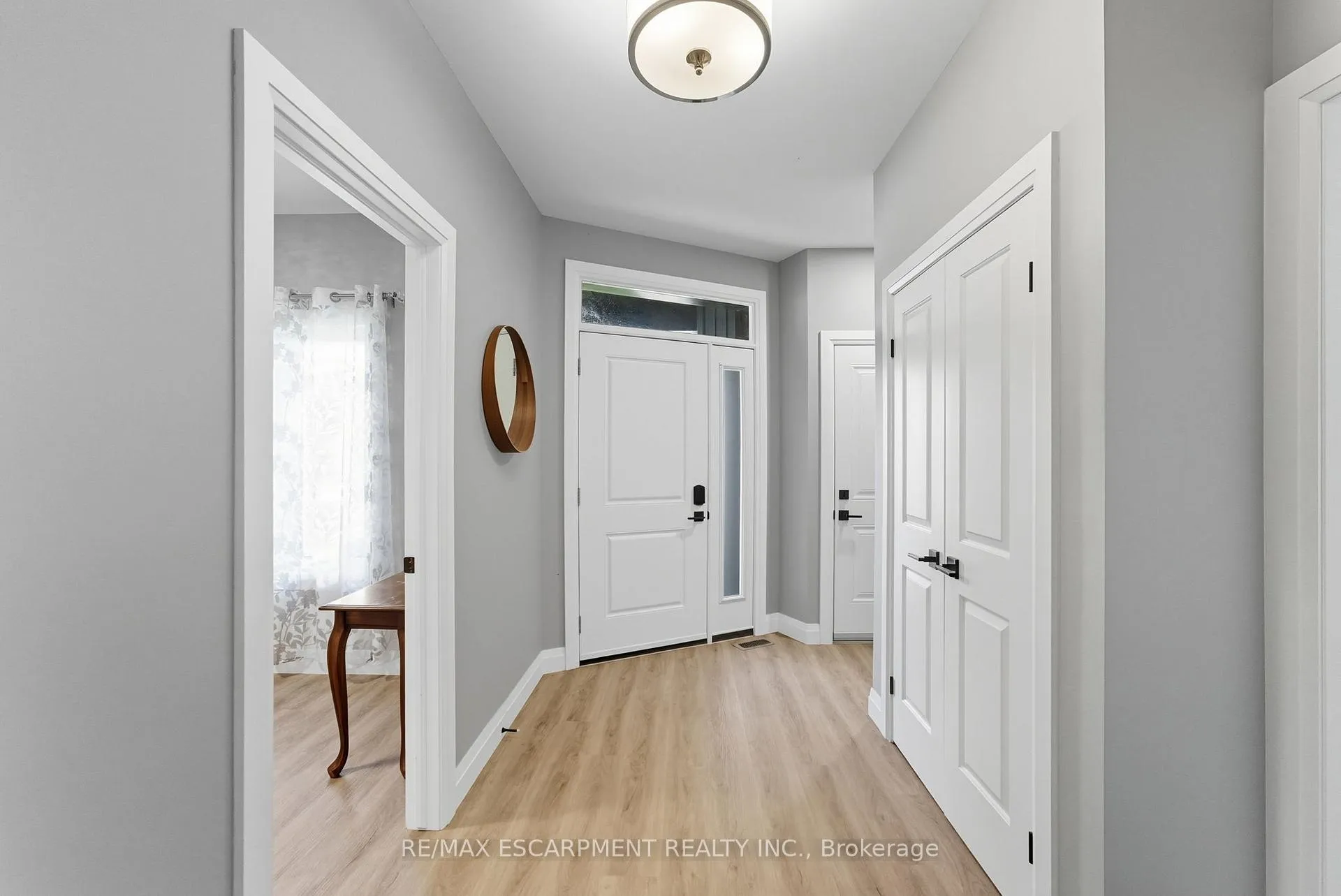 Photo 17 of 1053 Bay Street, Norfolk, Port Rowan — HOMEH