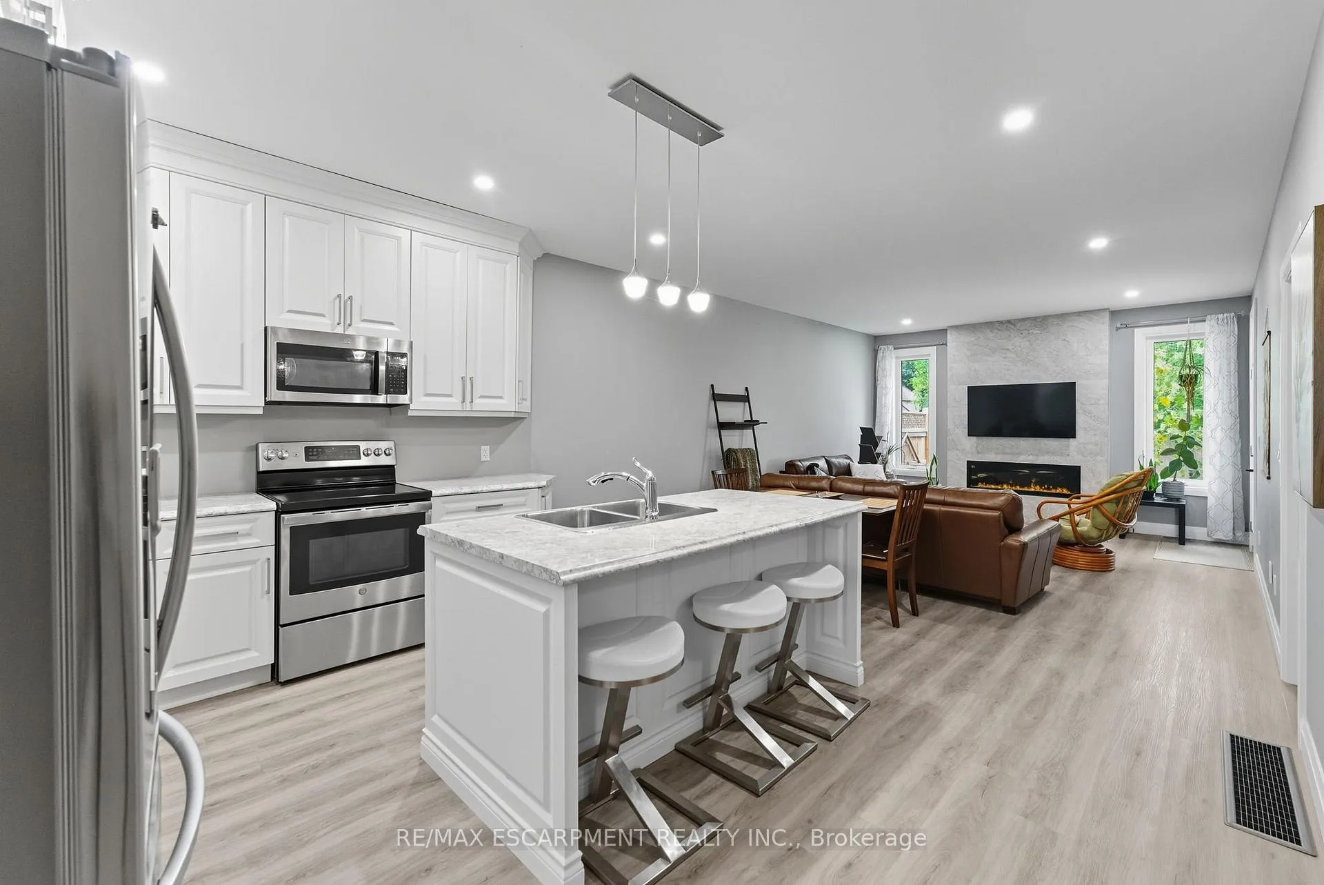 Photo 19 of 1053 Bay Street, Norfolk, Port Rowan — HOMEH