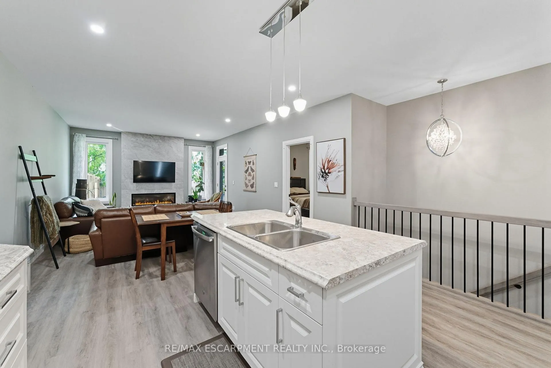 Photo 23 of 1053 Bay Street, Norfolk, Port Rowan — HOMEH