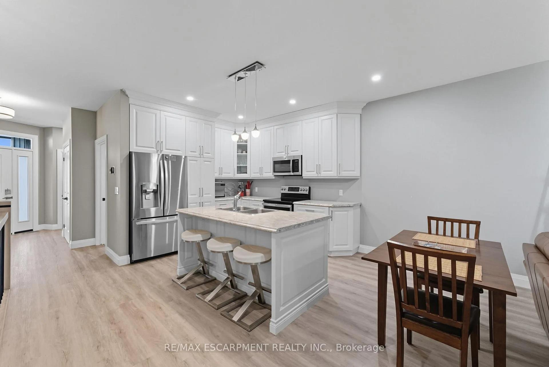 Photo 24 of 1053 Bay Street, Norfolk, Port Rowan — HOMEH