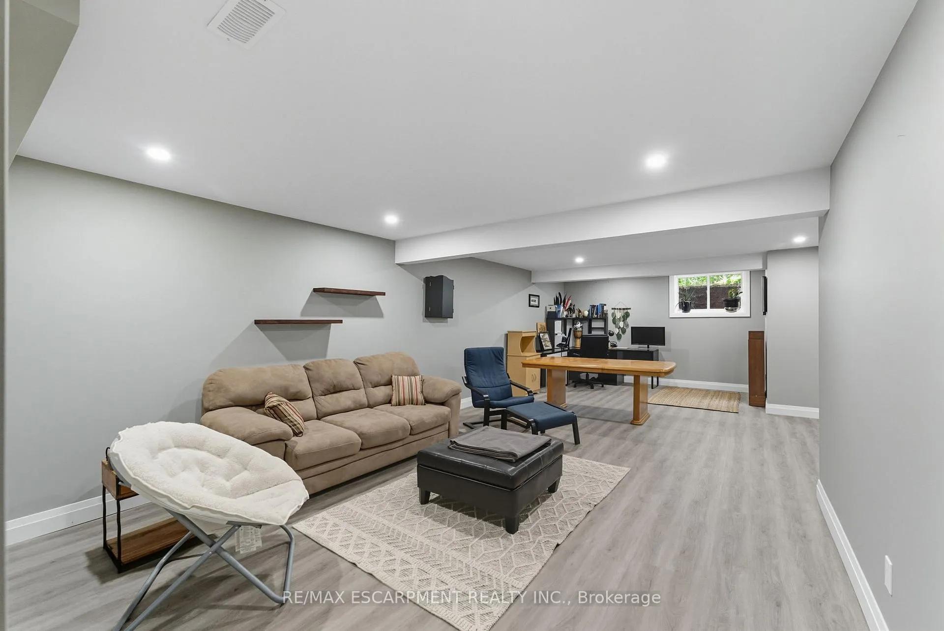 Photo 39 of 1053 Bay Street, Norfolk, Port Rowan — HOMEH