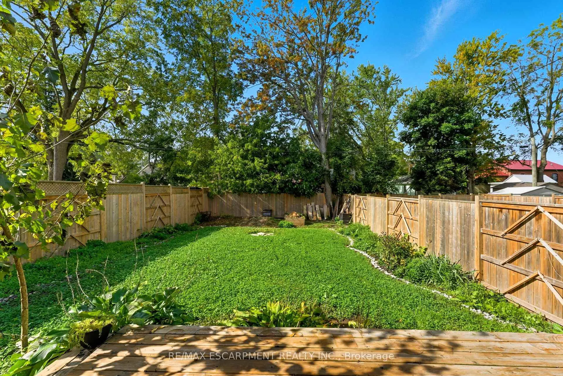 Photo 43 of 1053 Bay Street, Norfolk, Port Rowan — HOMEH