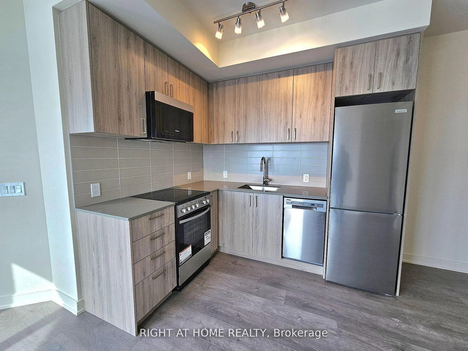 Photo 9 of Unit 2109, 8020 Derry Road, Milton, Coates — HOMEH