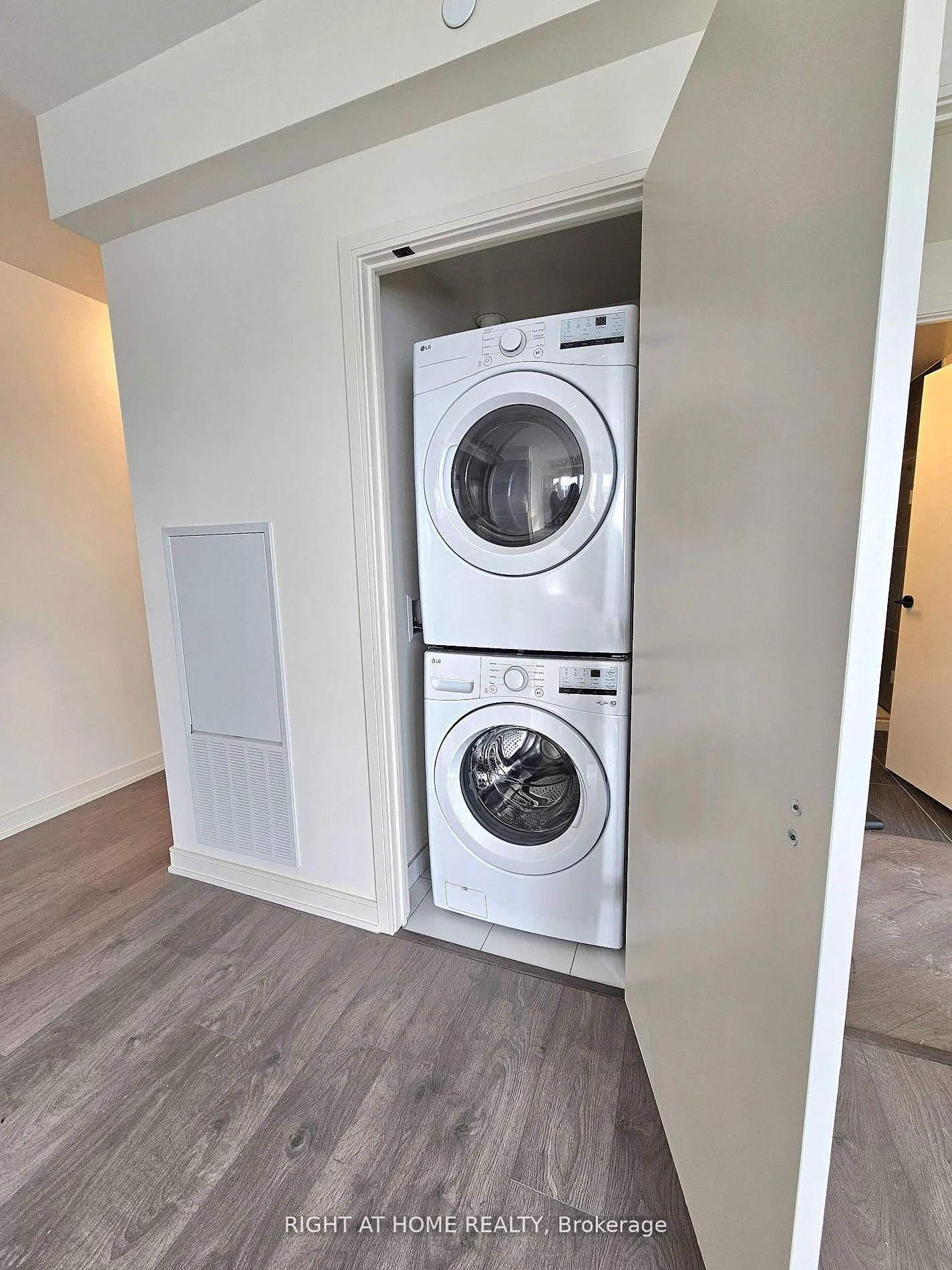 Photo 32 of Unit 2109, 8020 Derry Road, Milton, Coates — HOMEH