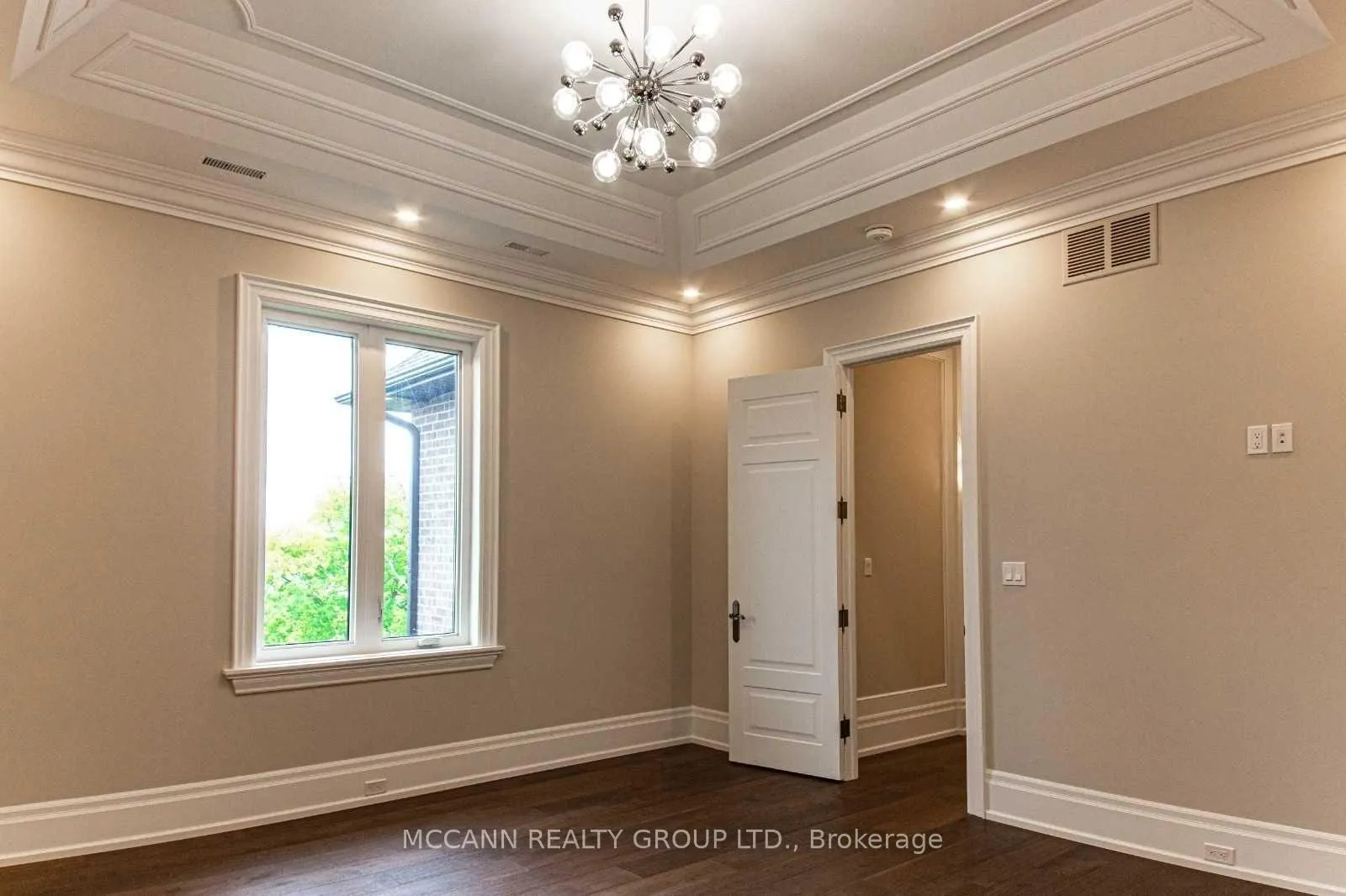 Photo 24 of 1831 Spruce Hill Road, Pickering, Dunbarton — HOMEH