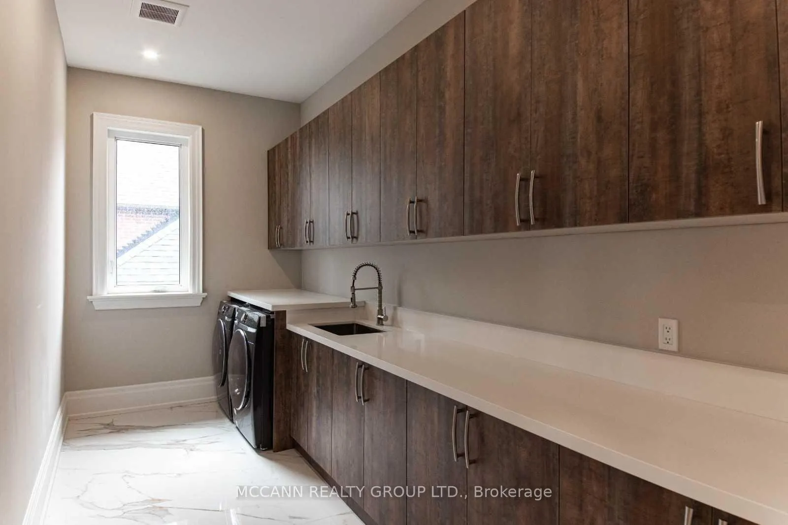 Photo 29 of 1831 Spruce Hill Road, Pickering, Dunbarton — HOMEH