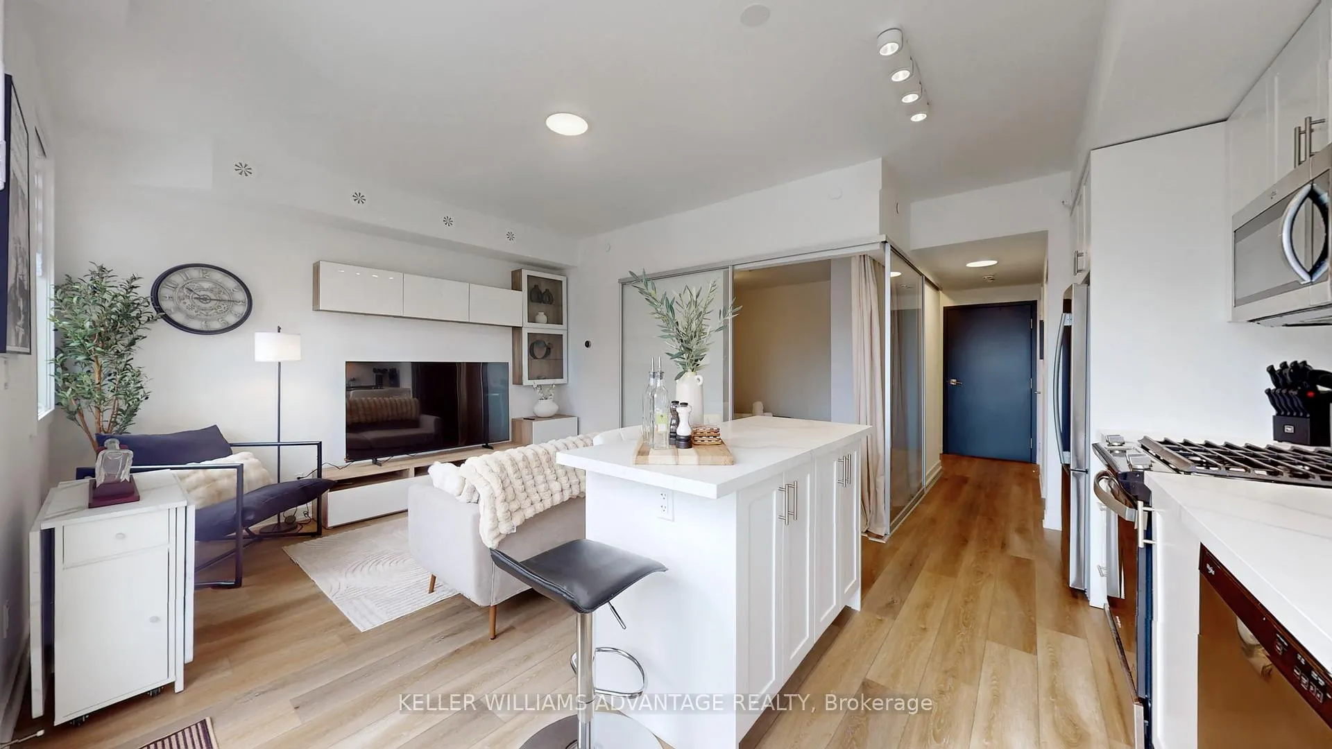 Photo 4 of Unit 34, 1479 O'Connor Drive, Toronto, East York — HOMEH