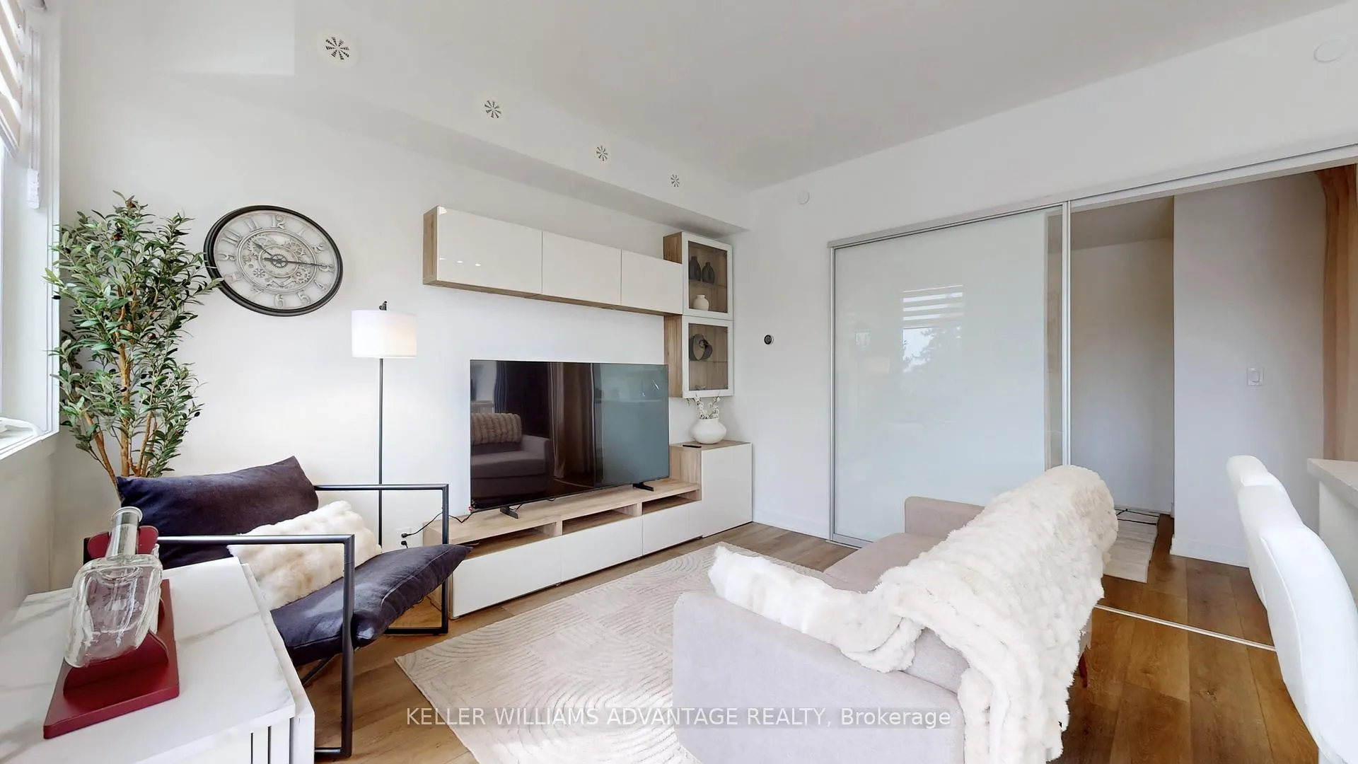 Photo 7 of Unit 34, 1479 O'Connor Drive, Toronto, East York — HOMEH