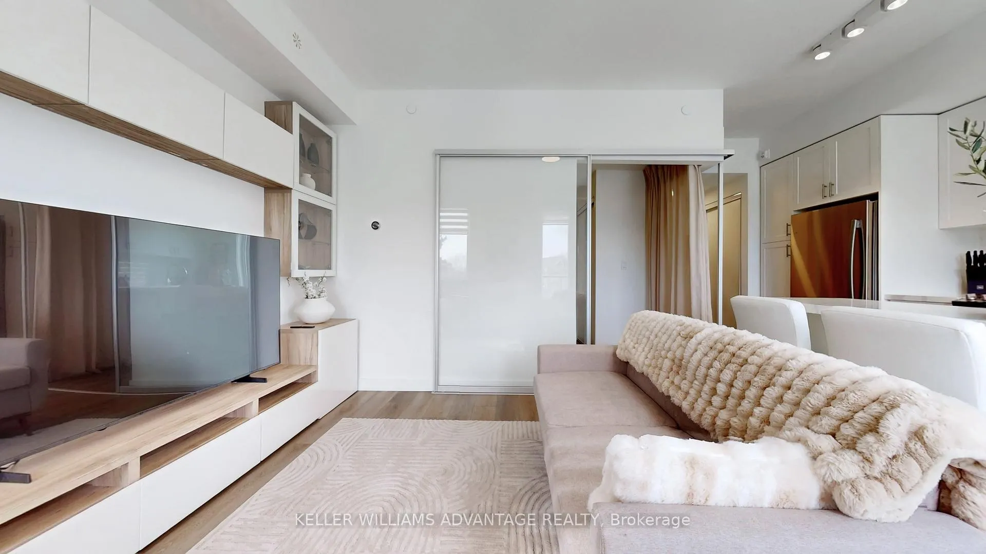 Photo 8 of Unit 34, 1479 O'Connor Drive, Toronto, East York — HOMEH