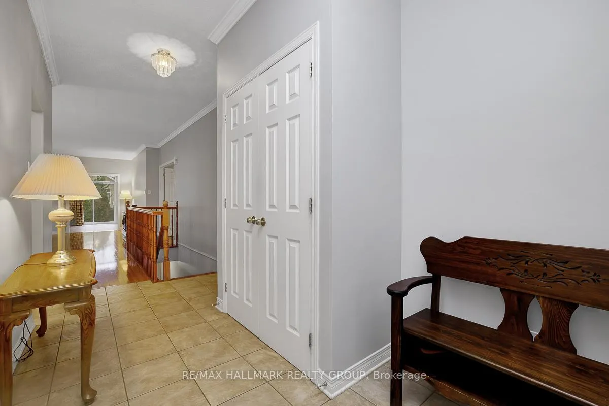 Photo 2 of 853 Swallowtail Crescent, Ottawa, Notting Hill/Summerside — HOMEH