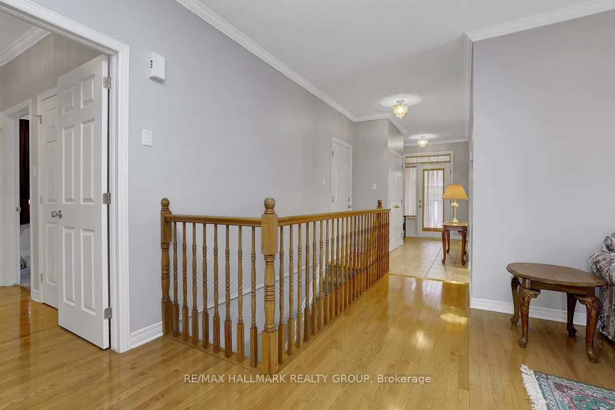 Photo 3 of 853 Swallowtail Crescent, Ottawa, Notting Hill/Summerside — HOMEH