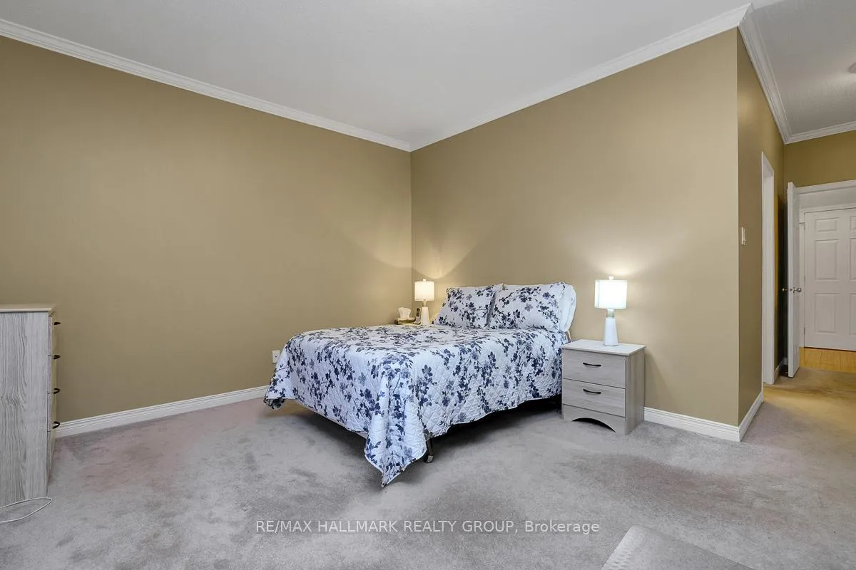 Photo 11 of 853 Swallowtail Crescent, Ottawa, Notting Hill/Summerside — HOMEH