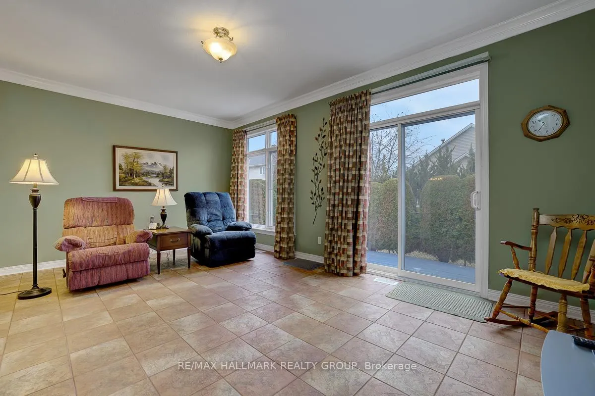 Photo 17 of 853 Swallowtail Crescent, Ottawa, Notting Hill/Summerside — HOMEH