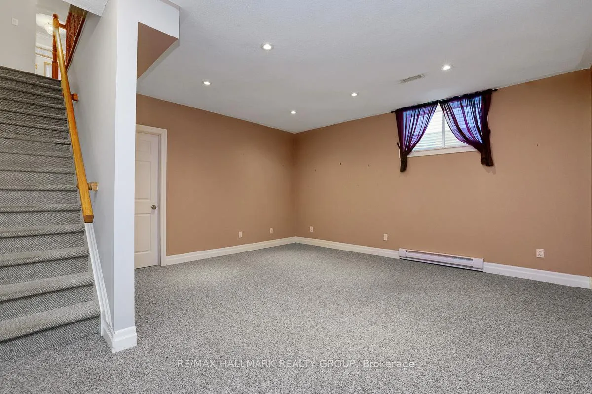 Photo 18 of 853 Swallowtail Crescent, Ottawa, Notting Hill/Summerside — HOMEH