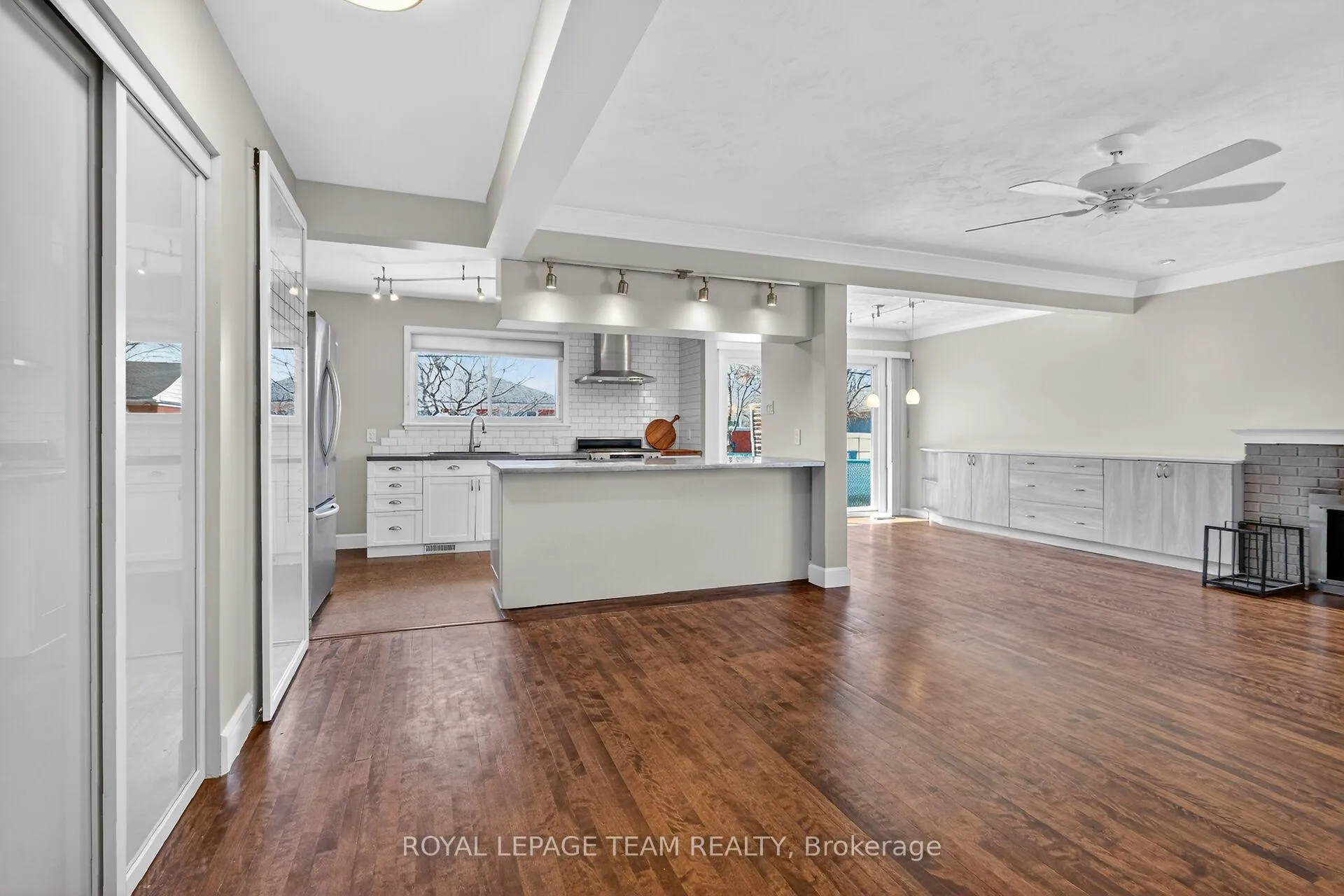 Photo 4 of 1318 Albany Drive, Ottawa, Bel Air Heights — HOMEH