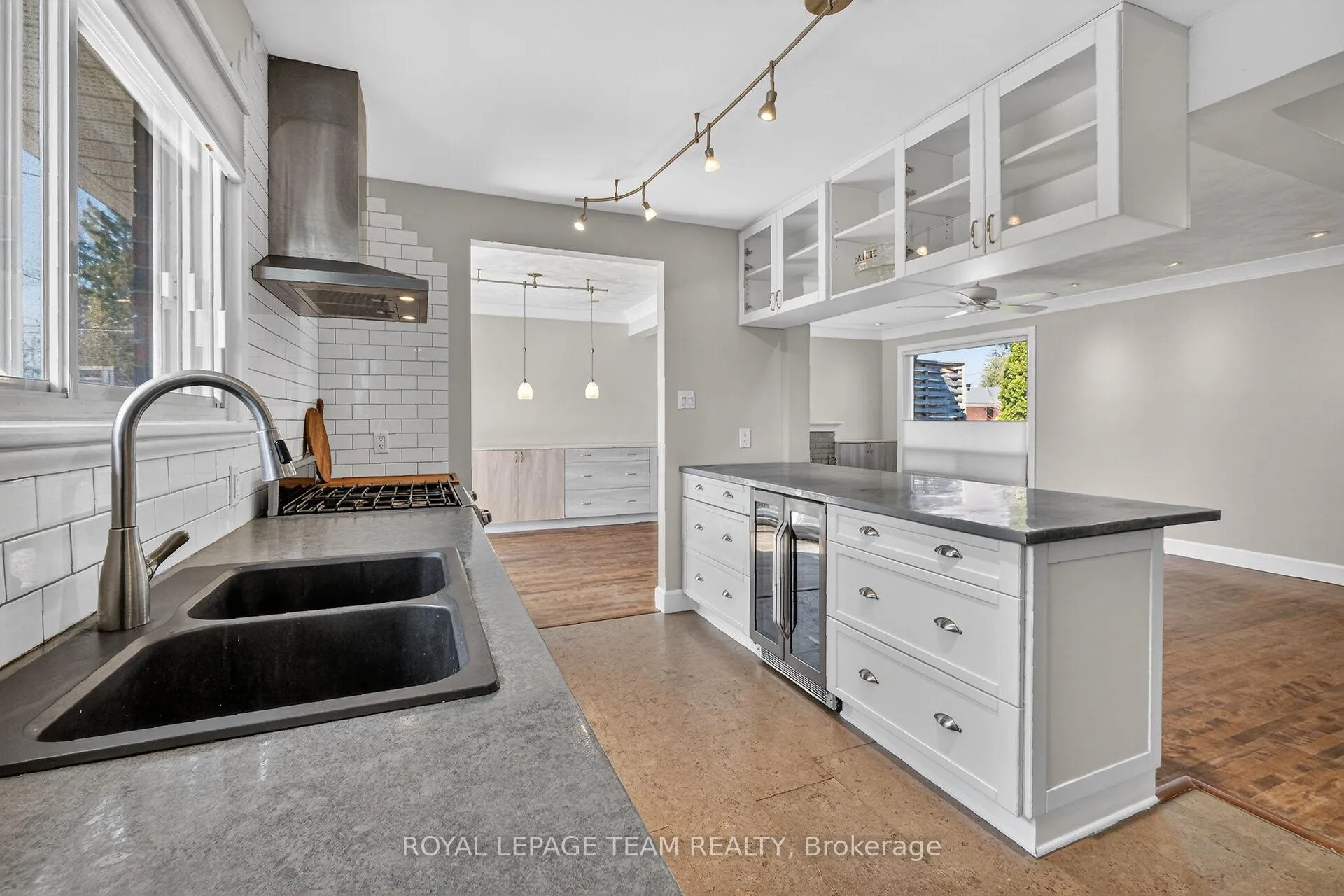 Photo 15 of 1318 Albany Drive, Ottawa, Bel Air Heights — HOMEH