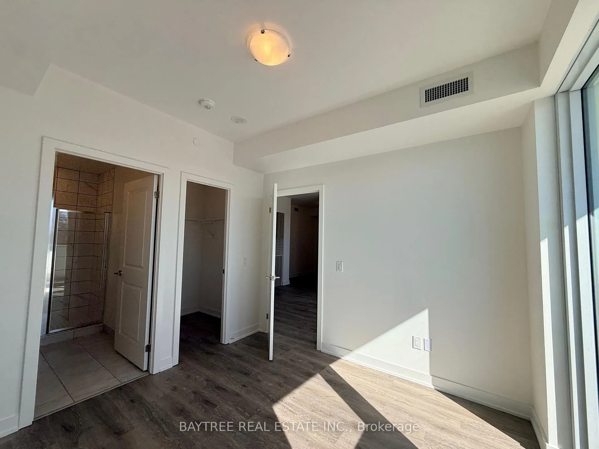 Photo 9 of Unit 212, 1010 Sandy Beach Road, Pickering, Bay Ridges — HOMEH
