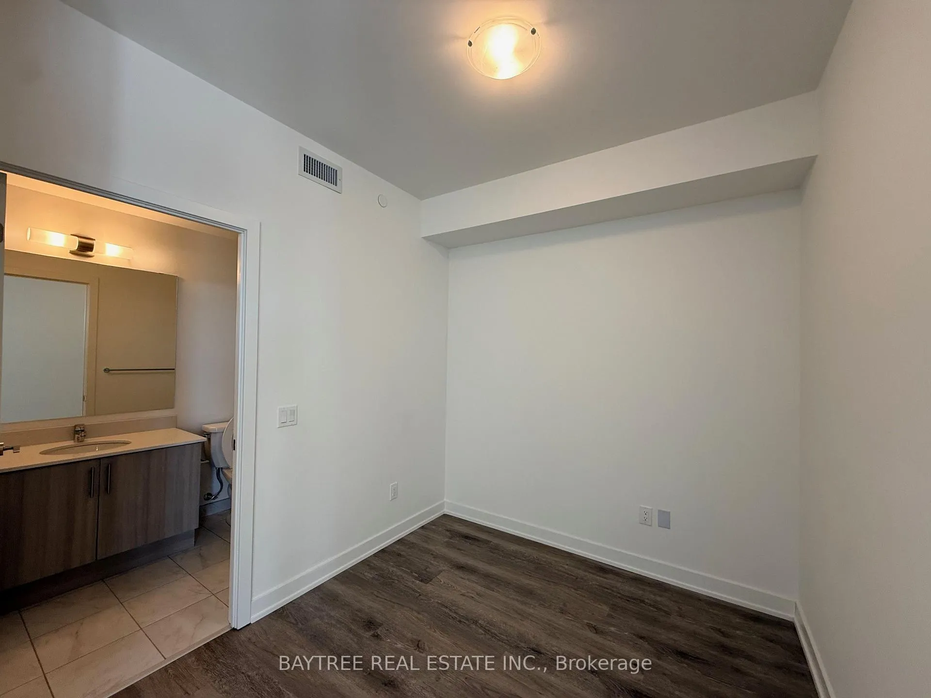 Photo 12 of Unit 212, 1010 Sandy Beach Road, Pickering, Bay Ridges — HOMEH