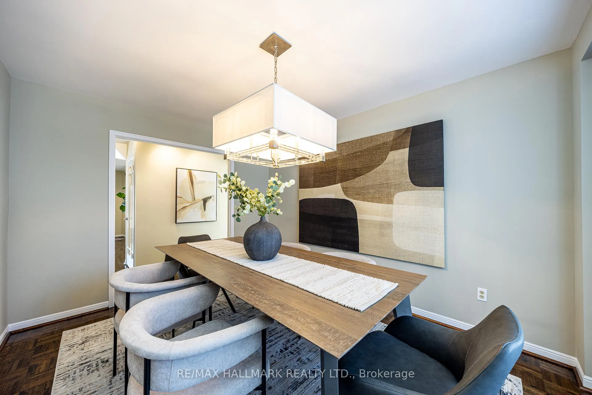 Photo 6 of 85 Colvin Crescent, Vaughan, Brownridge — HOMEH