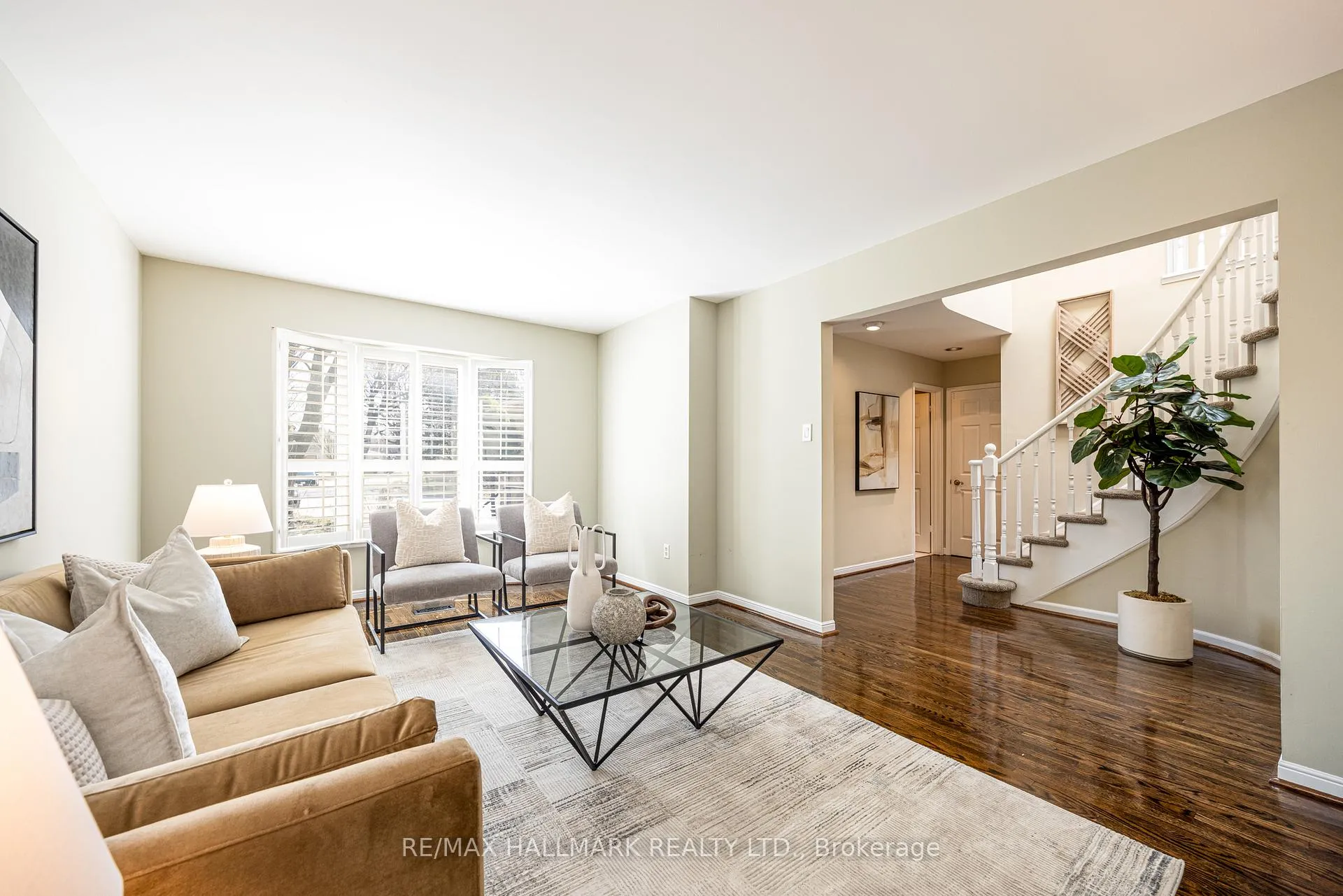 Photo 17 of 85 Colvin Crescent, Vaughan, Brownridge — HOMEH