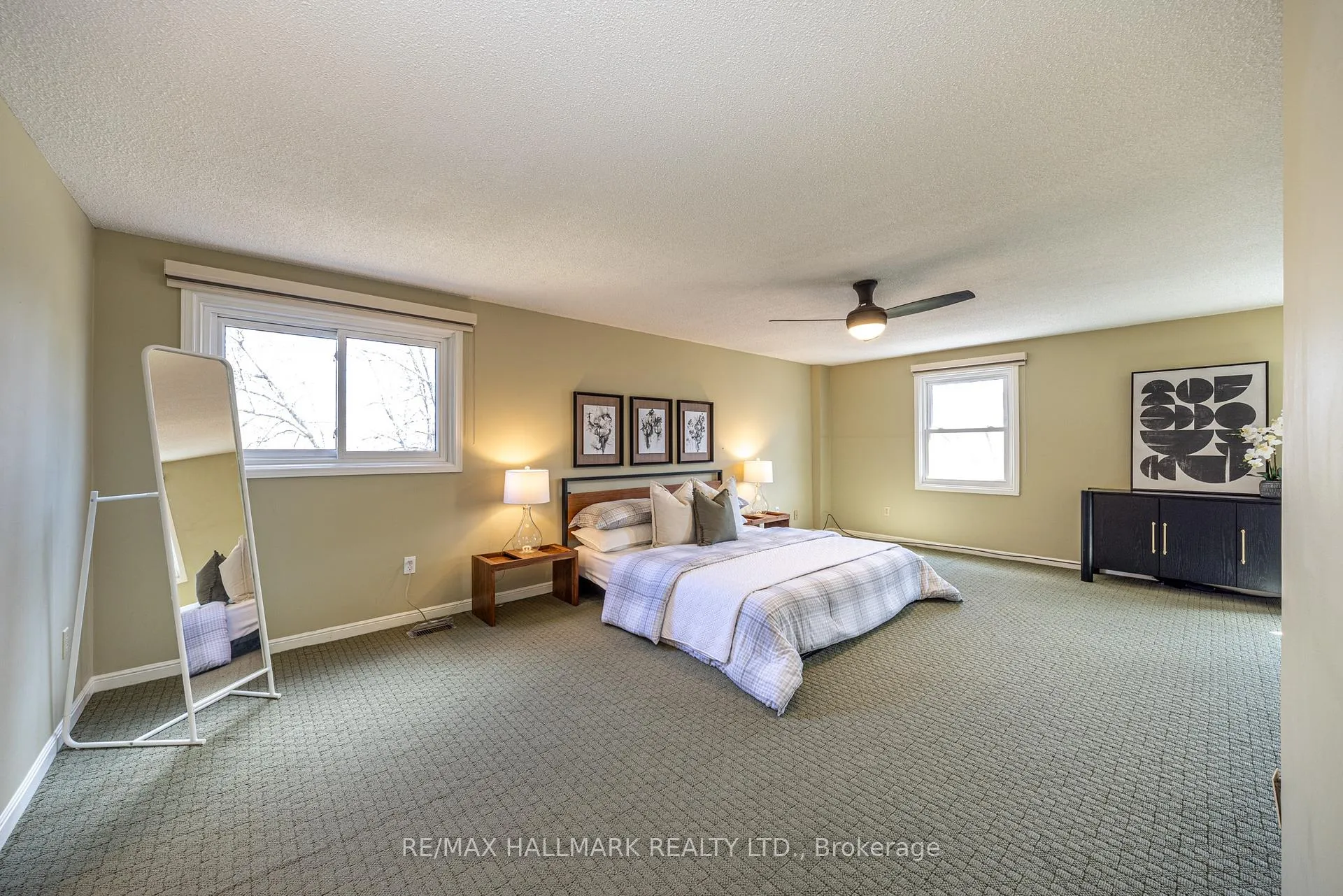 Photo 24 of 85 Colvin Crescent, Vaughan, Brownridge — HOMEH