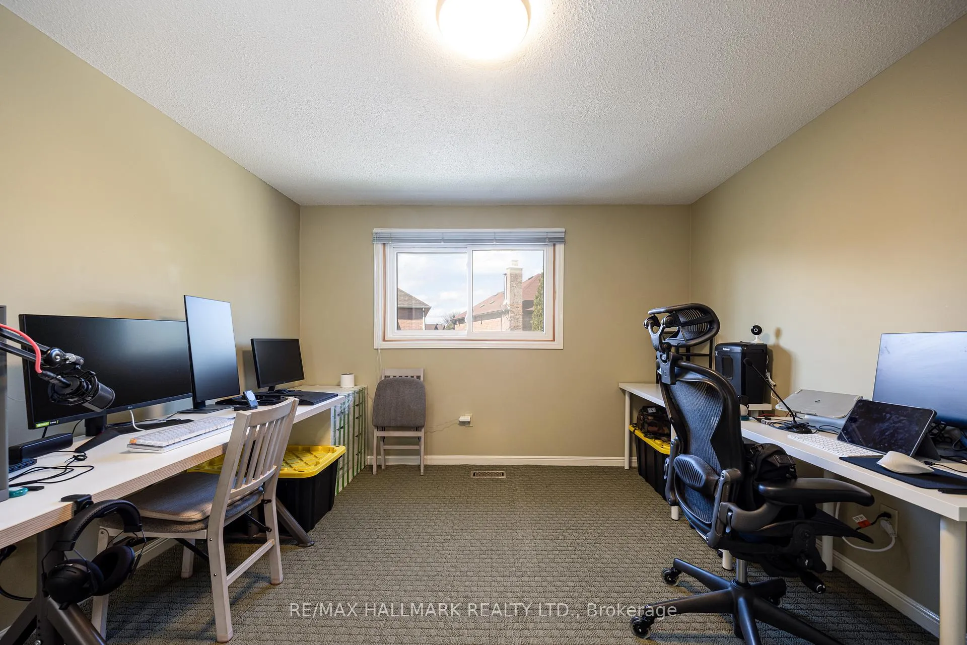 Photo 31 of 85 Colvin Crescent, Vaughan, Brownridge — HOMEH