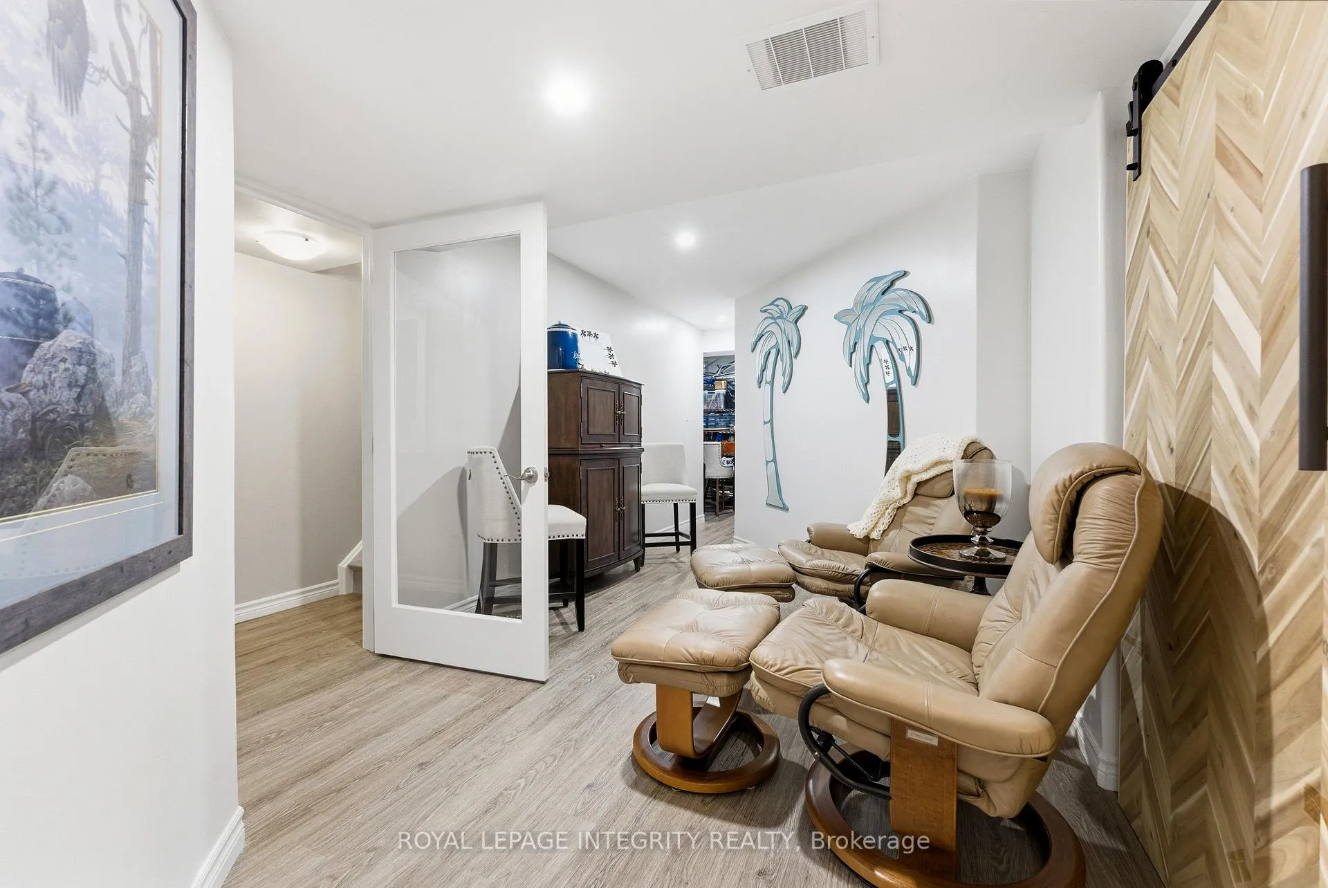 Photo 25 of 64 Covington Crescent, Belleville, Thurlow Ward — HOMEH