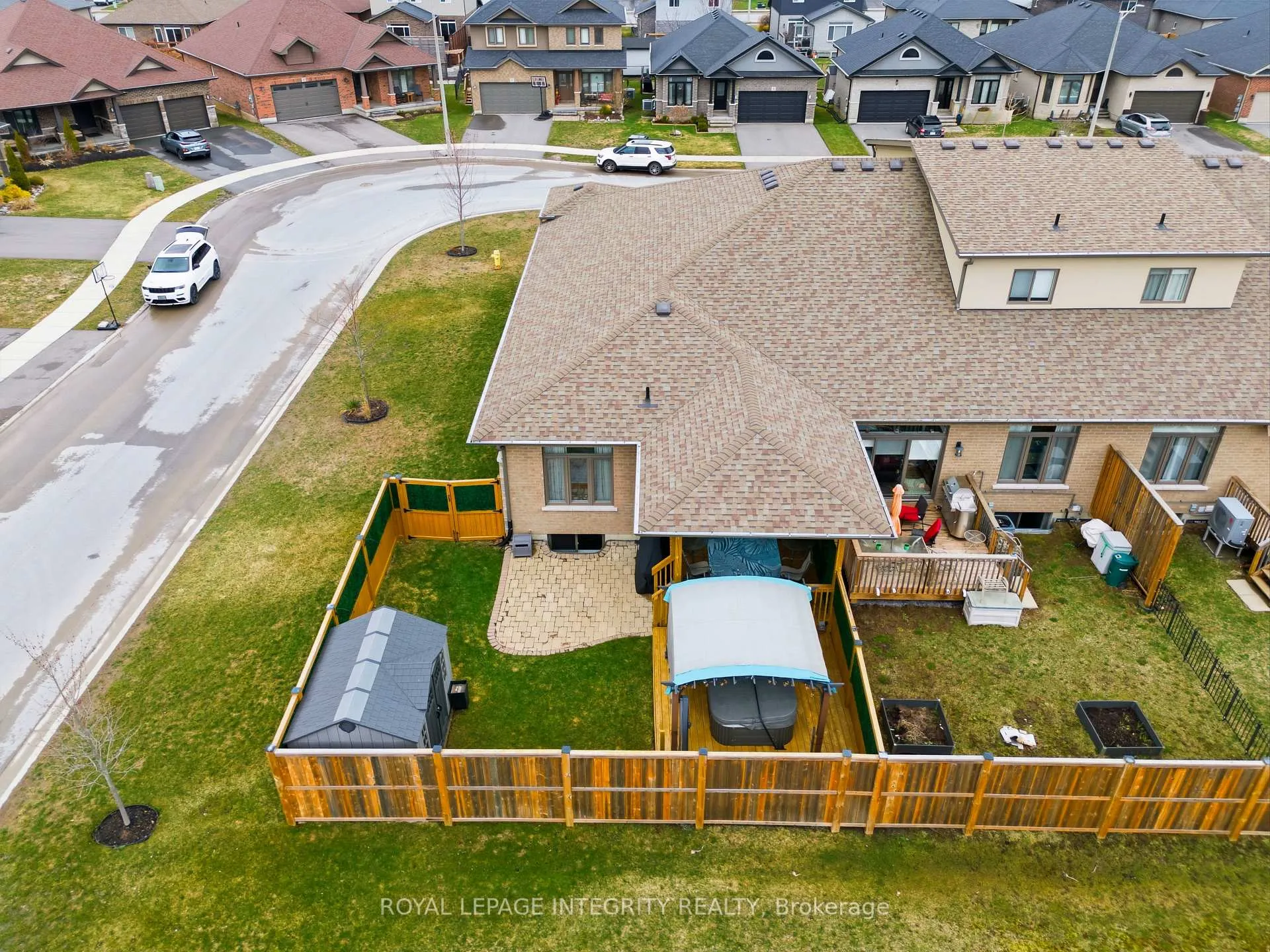 Photo 41 of 64 Covington Crescent, Belleville, Thurlow Ward — HOMEH
