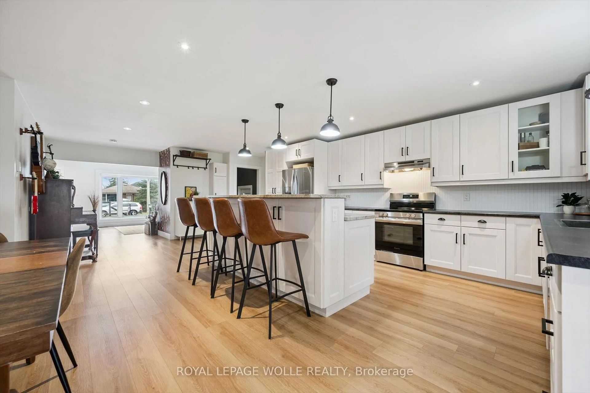 Photo 13 of 65 Schweitzer Street, Kitchener — HOMEH