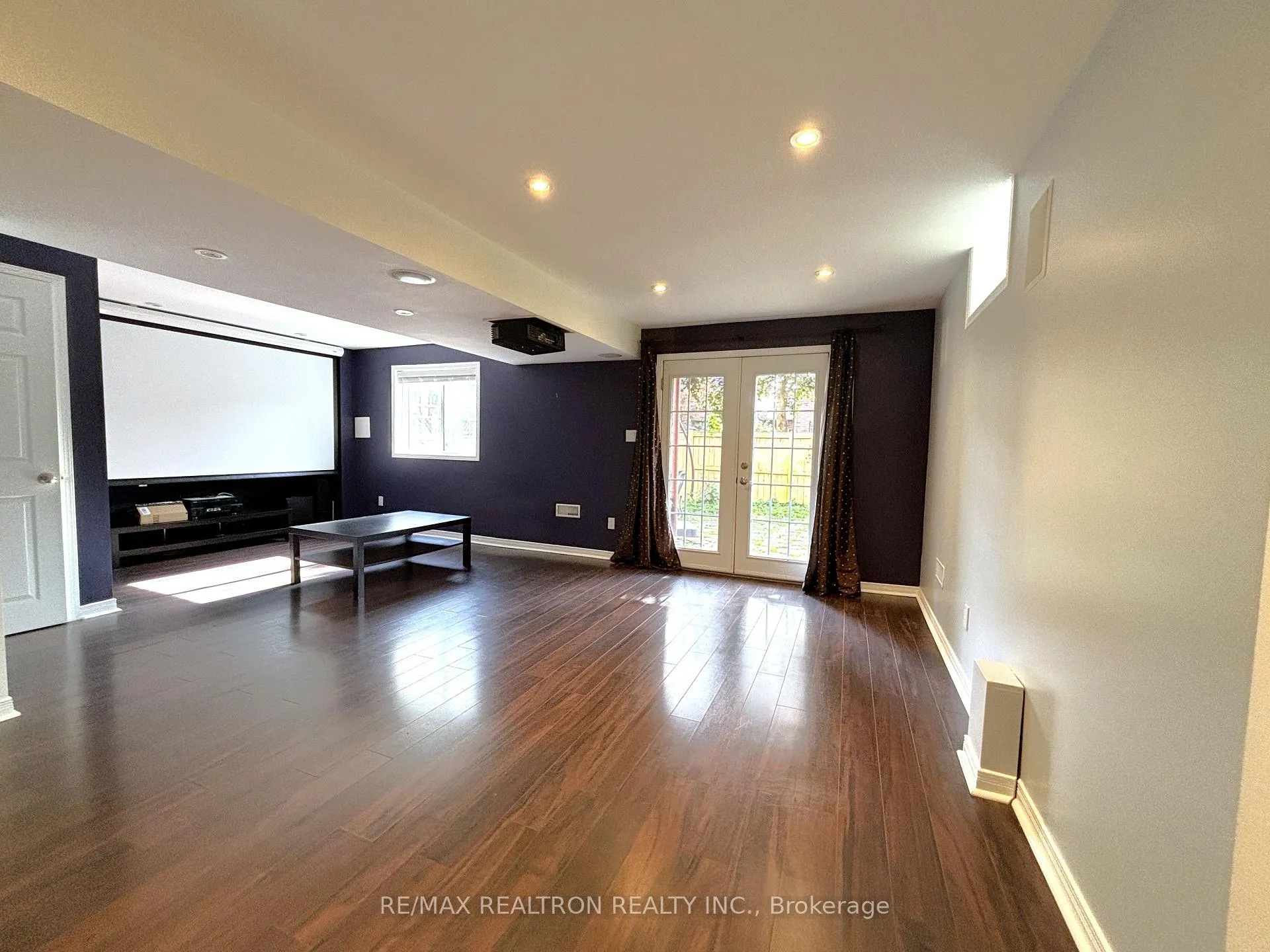Photo 30 of 486 Delphine Drive, Burlington, Appleby — HOMEH