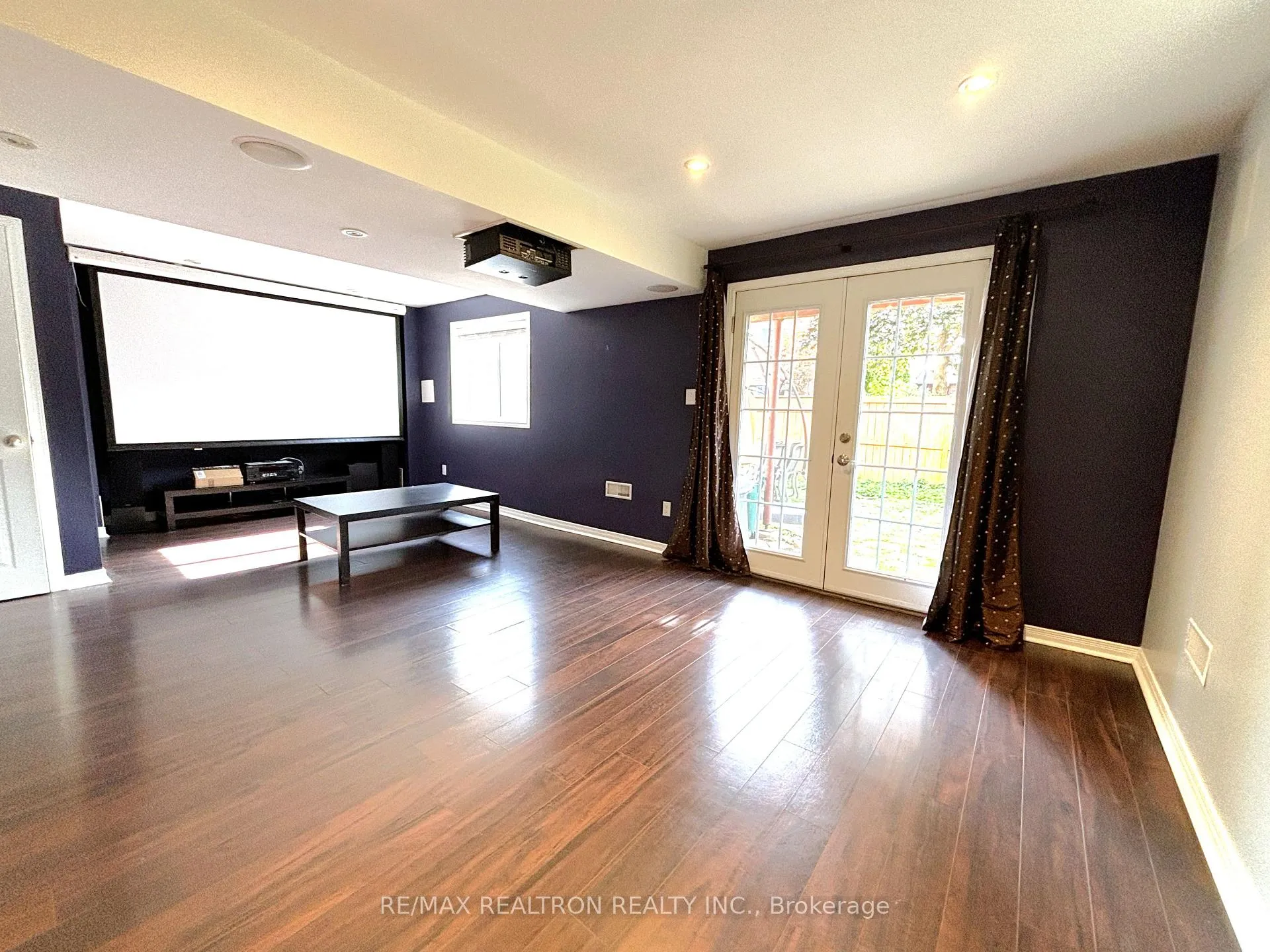 Photo 31 of 486 Delphine Drive, Burlington, Appleby — HOMEH