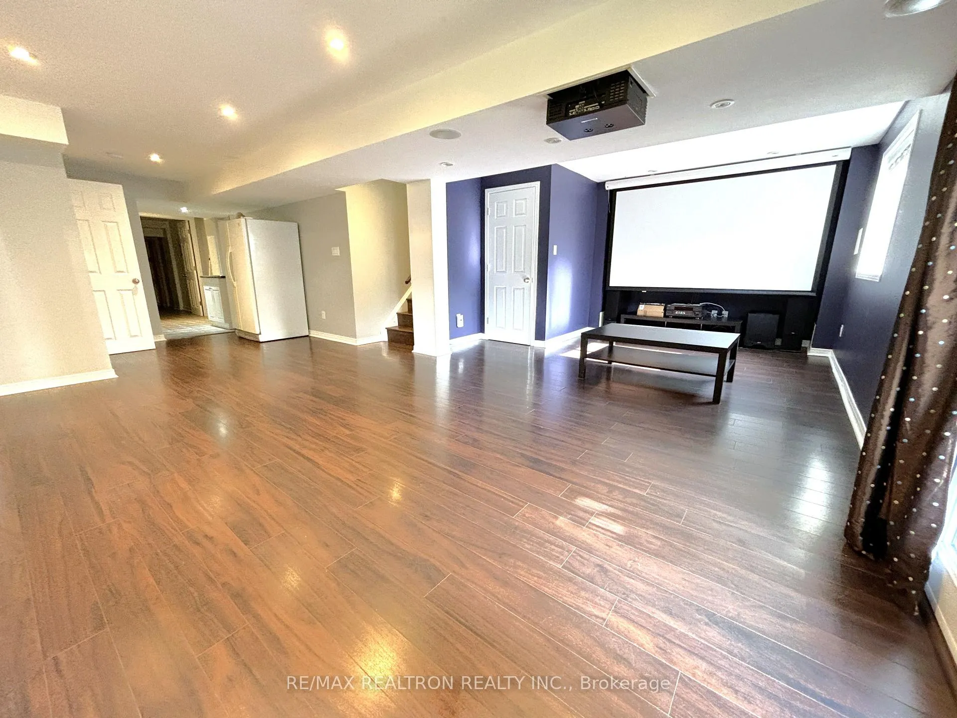 Photo 32 of 486 Delphine Drive, Burlington, Appleby — HOMEH