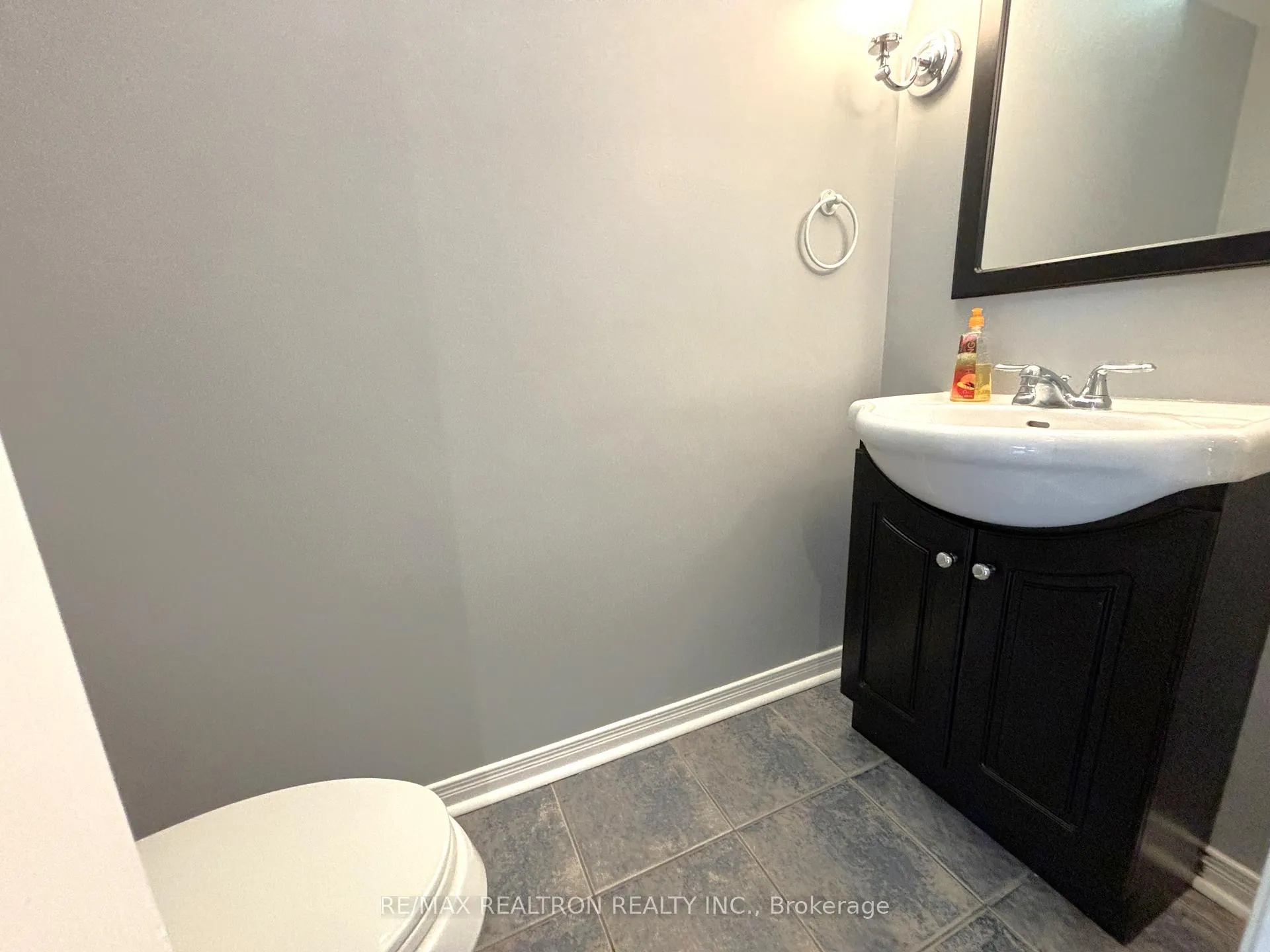 Photo 36 of 486 Delphine Drive, Burlington, Appleby — HOMEH