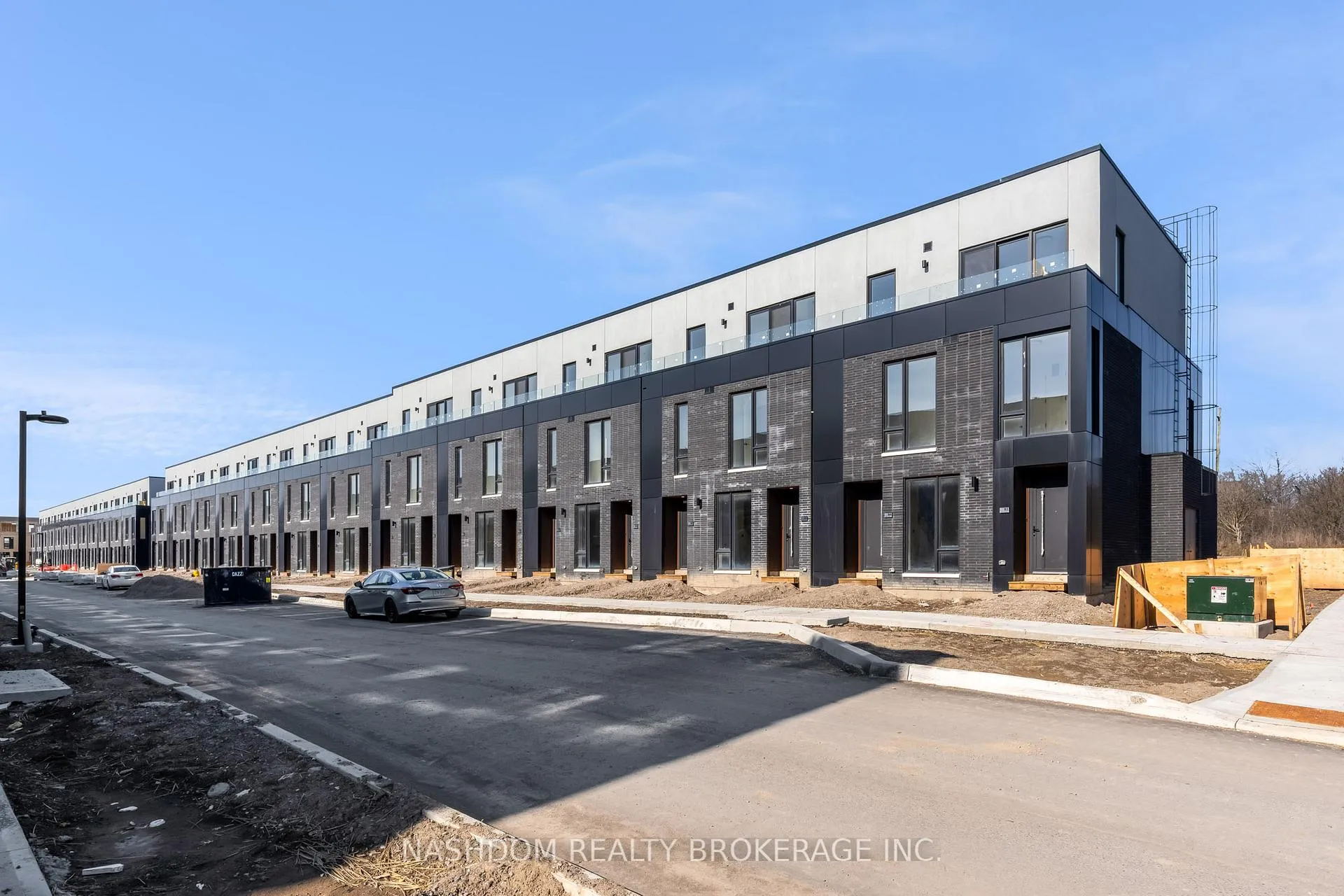 Photo 15 of 132 Everett Common, St. Catharines, Oakdale — HOMEH