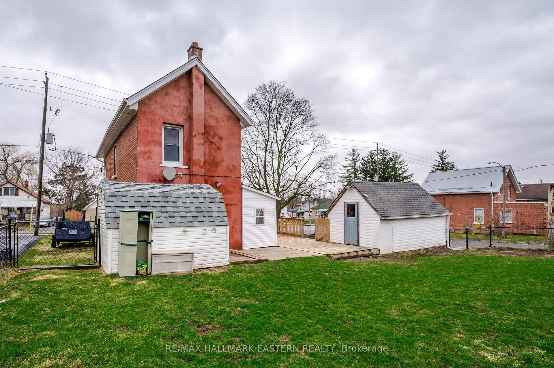 Photo 35 of 1065 High Street, Peterborough, Otonabee Ward 1 — HOMEH